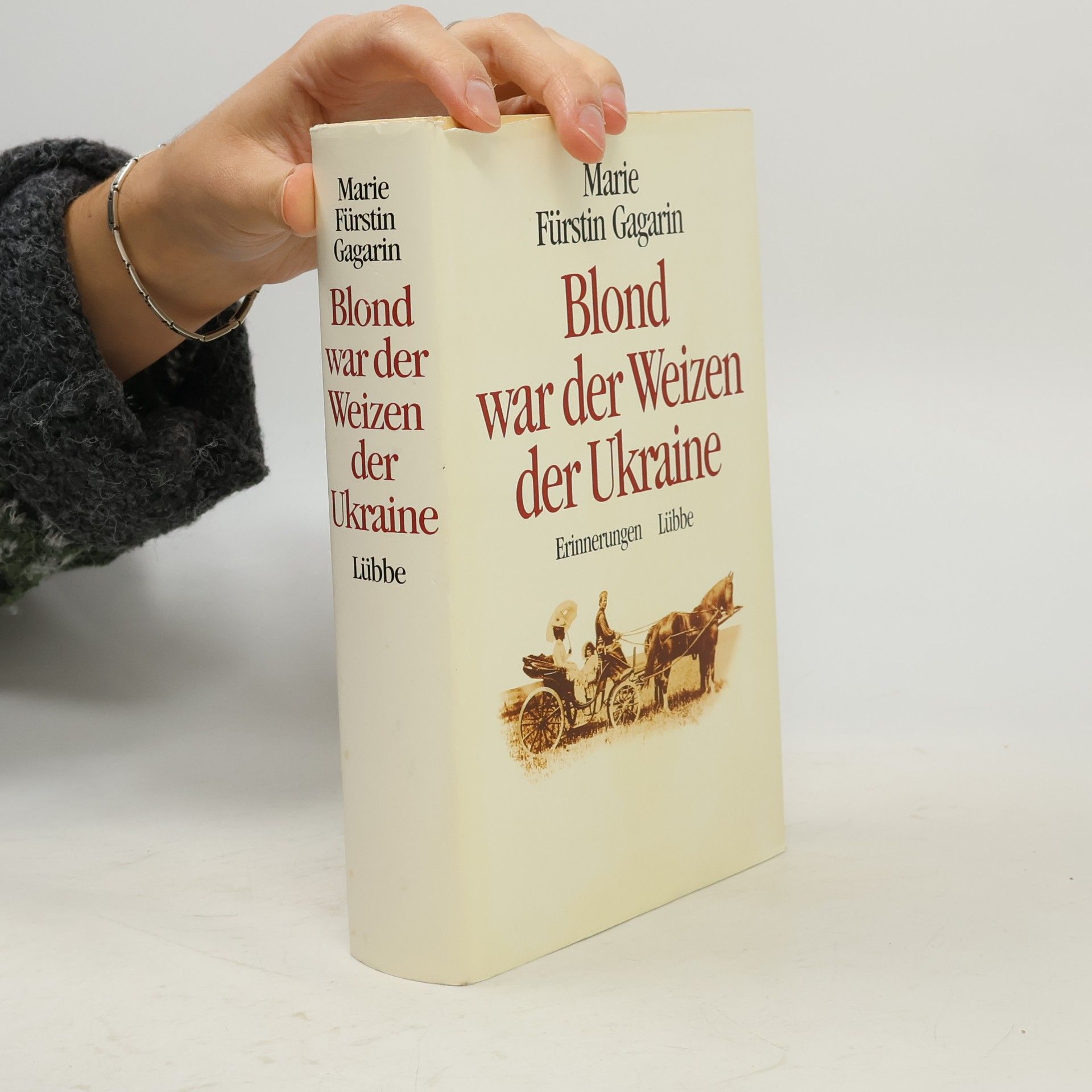 Marie Gagarine Blond war der Weizen der Ukraine