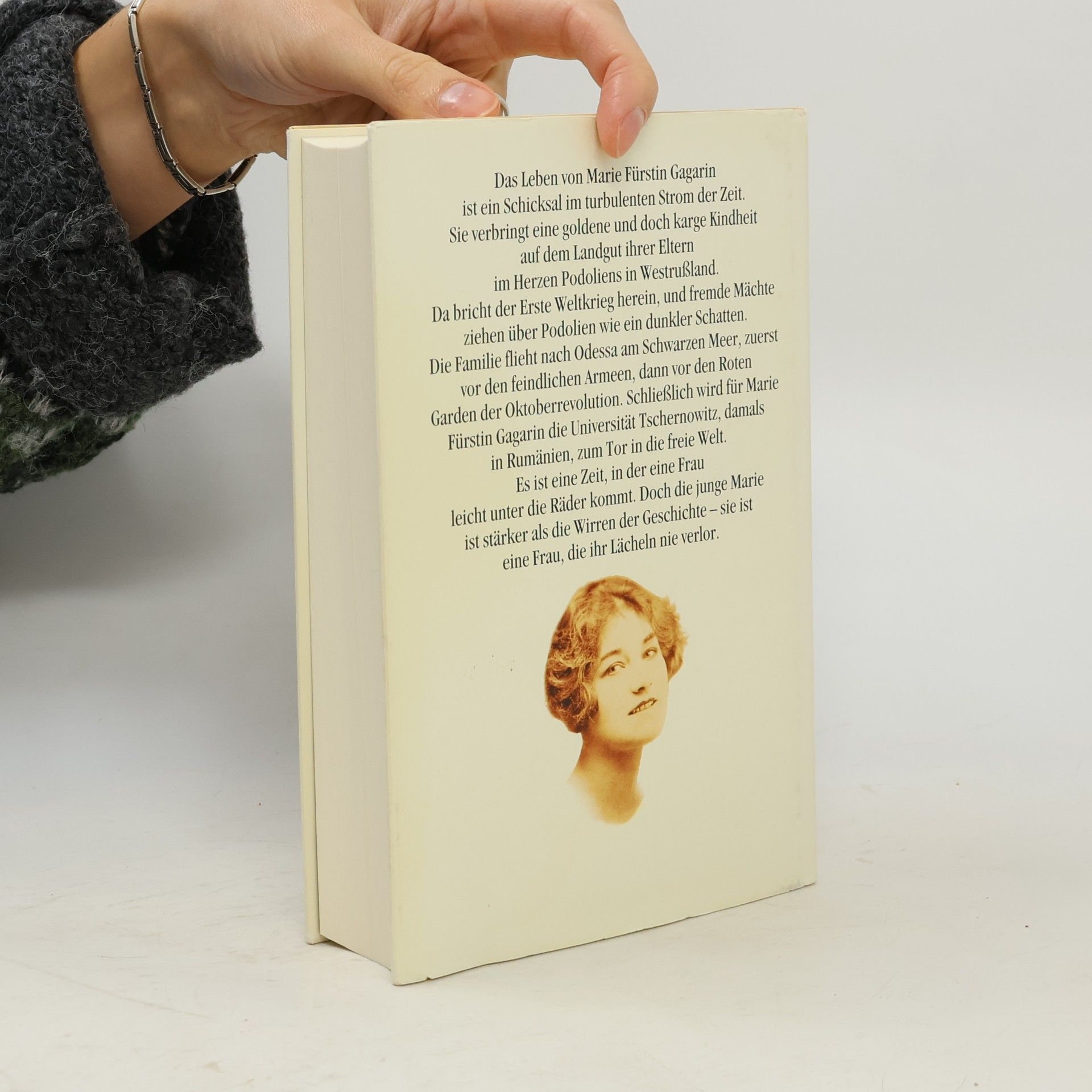 Marie Gagarine Blond war der Weizen der Ukraine