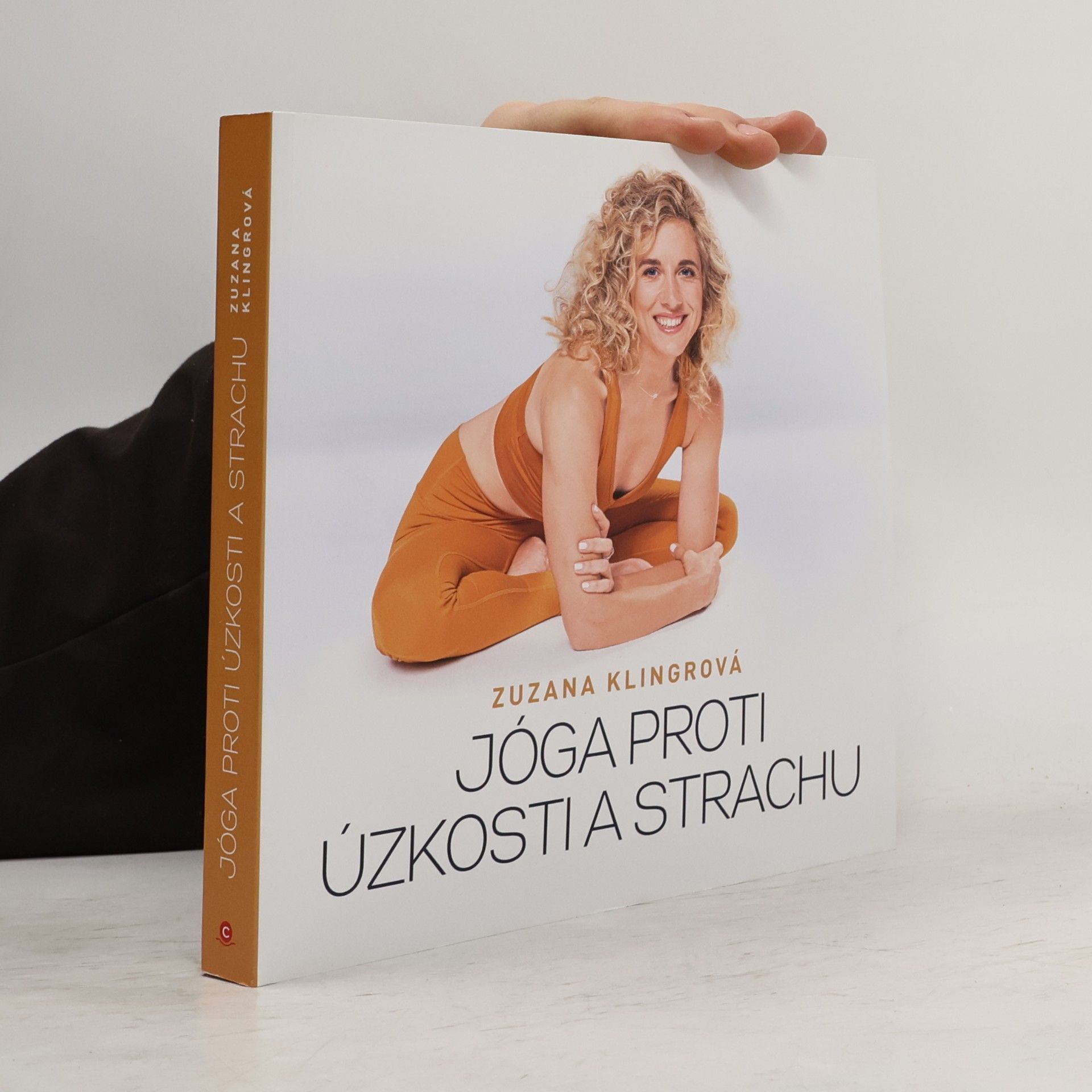 Zuzka Klingrová Jóga proti úzkosti a strachu