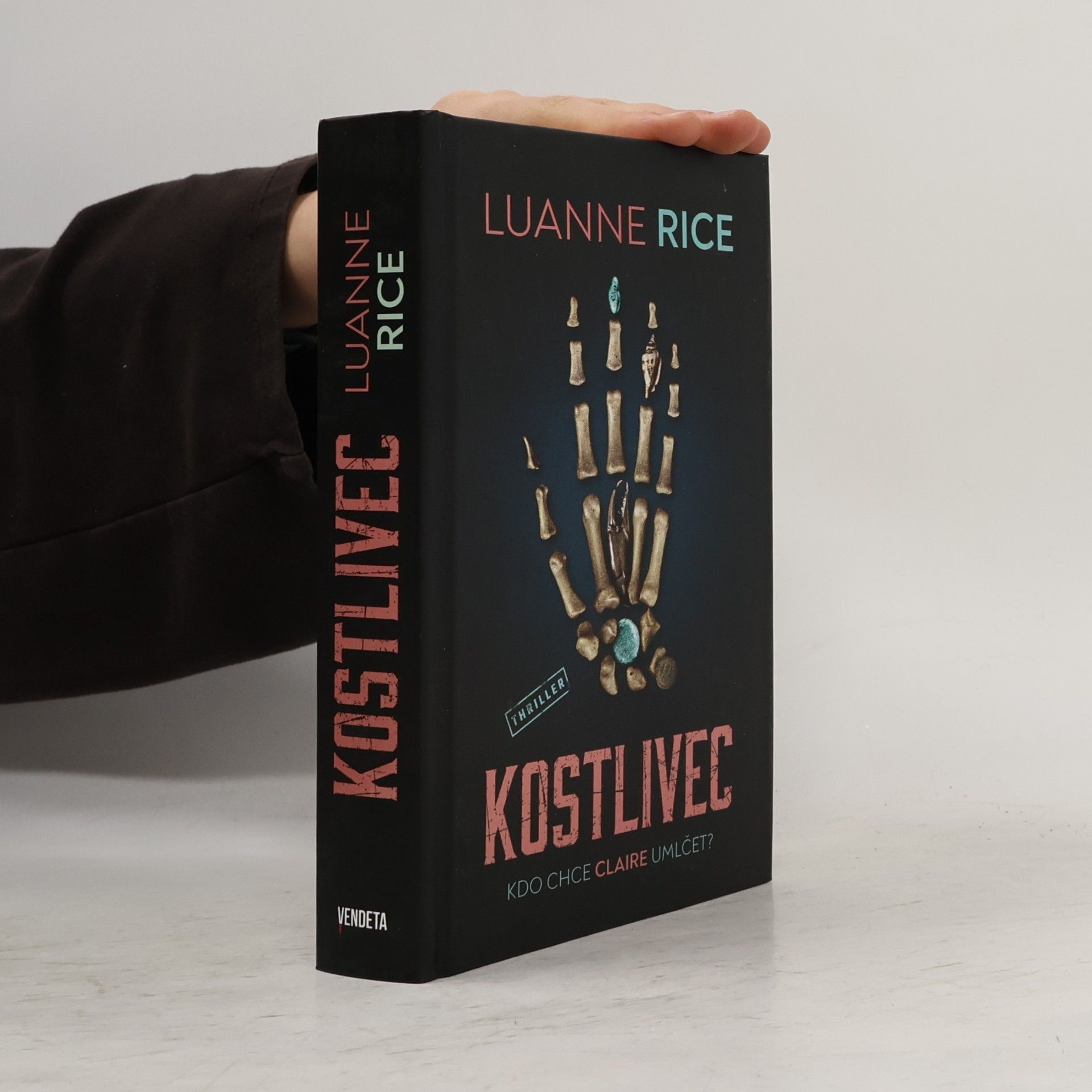 Luanne Rice Kostlivec