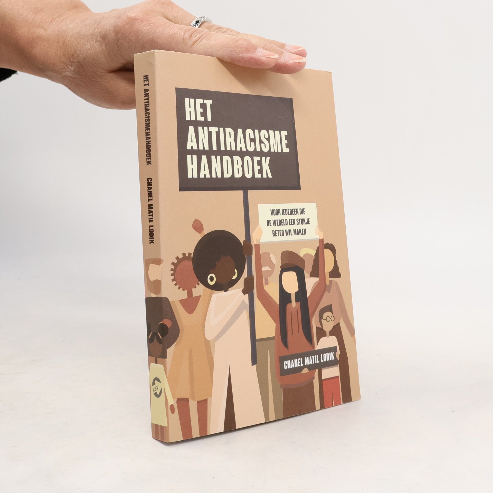 Het antiracismehandboek. Voor iedereen die de wereld een stukje beter wil maken
