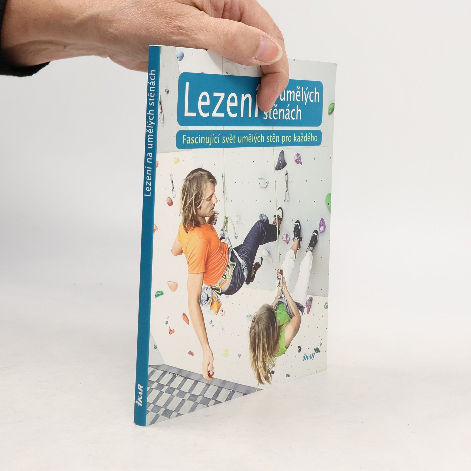 Lezení na umělých stěnách: Fascinující svět umělých stěn pro každého