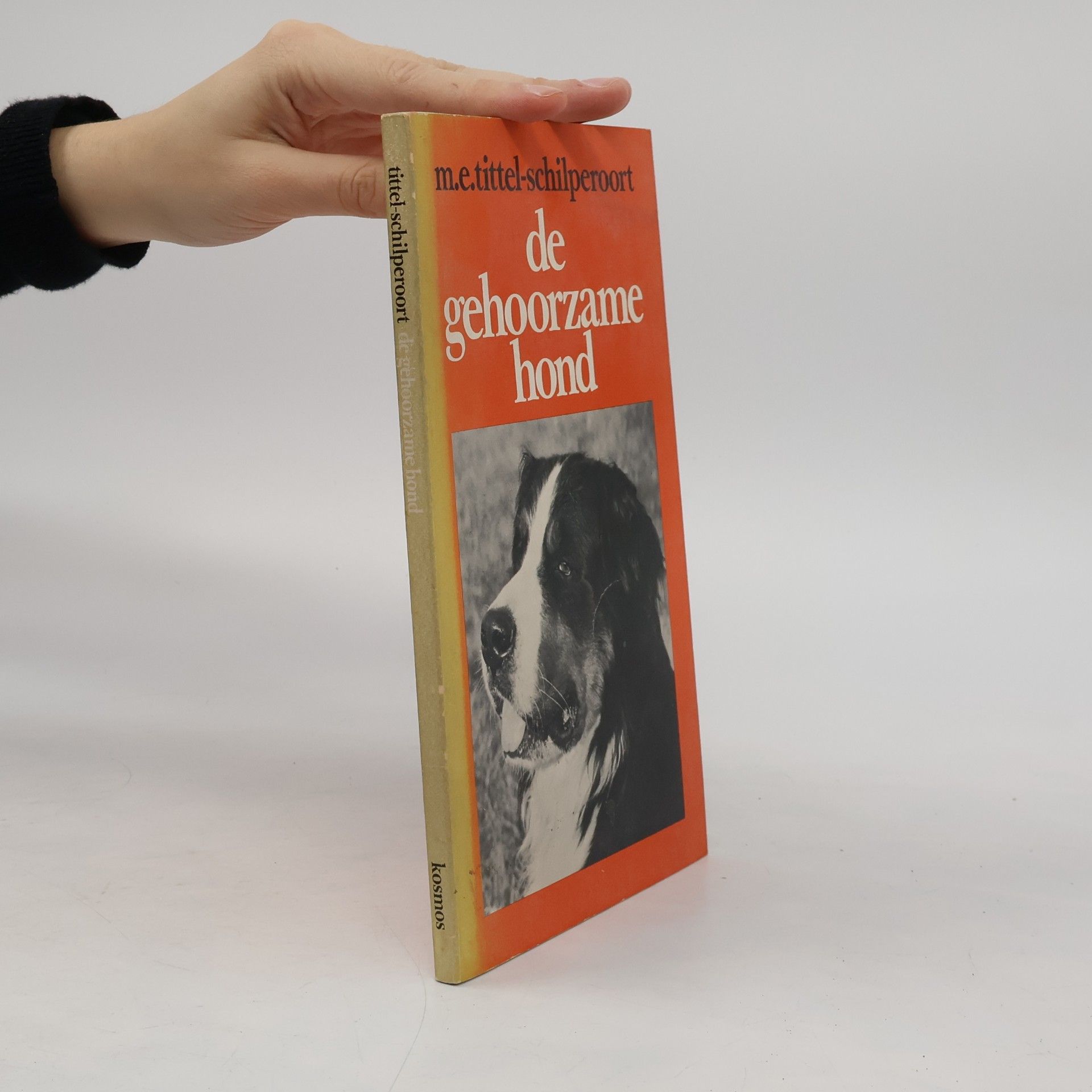 De gehoorzame hond