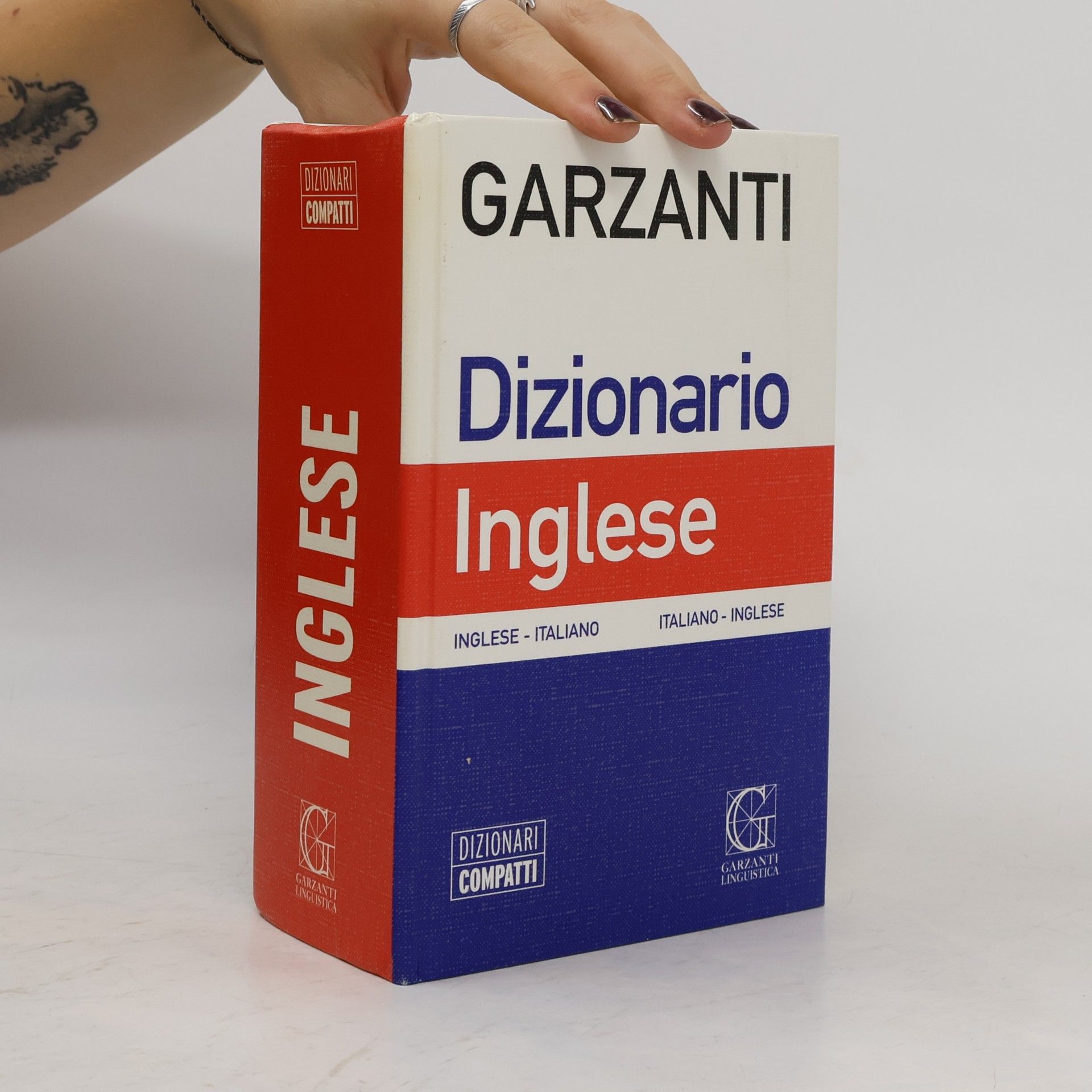 kolektiv Dizionario Inglese