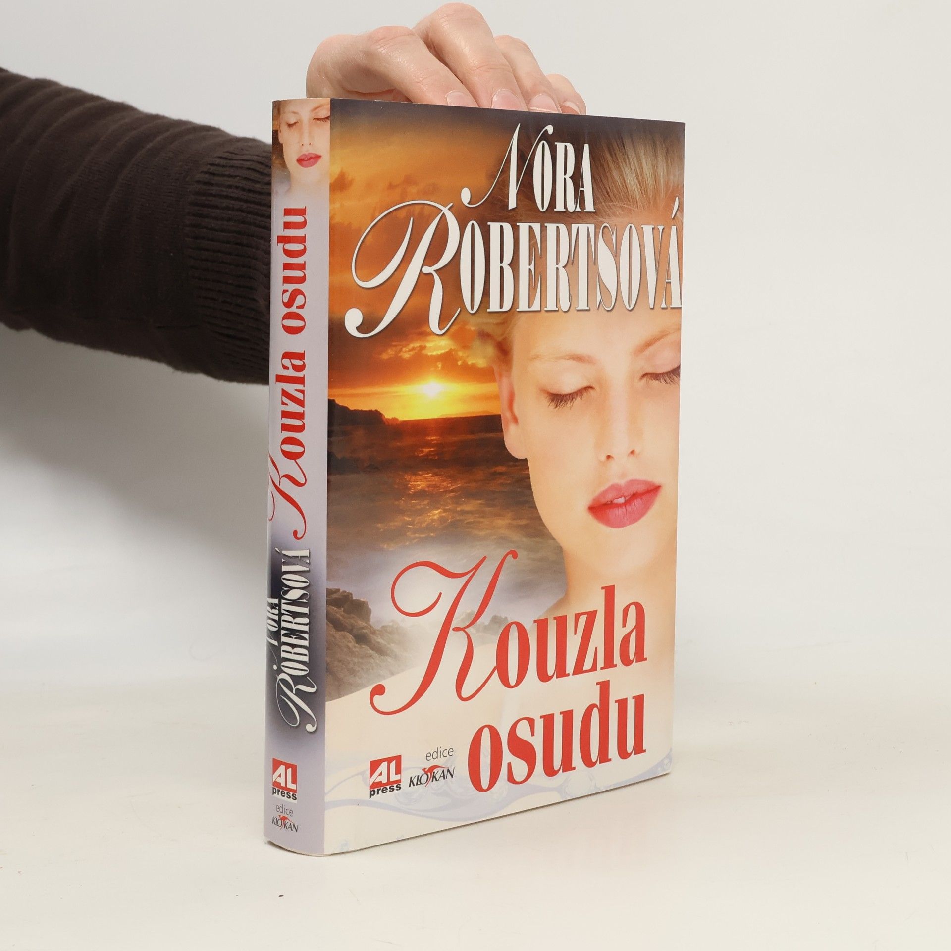 Nora Roberts Kouzla osudu