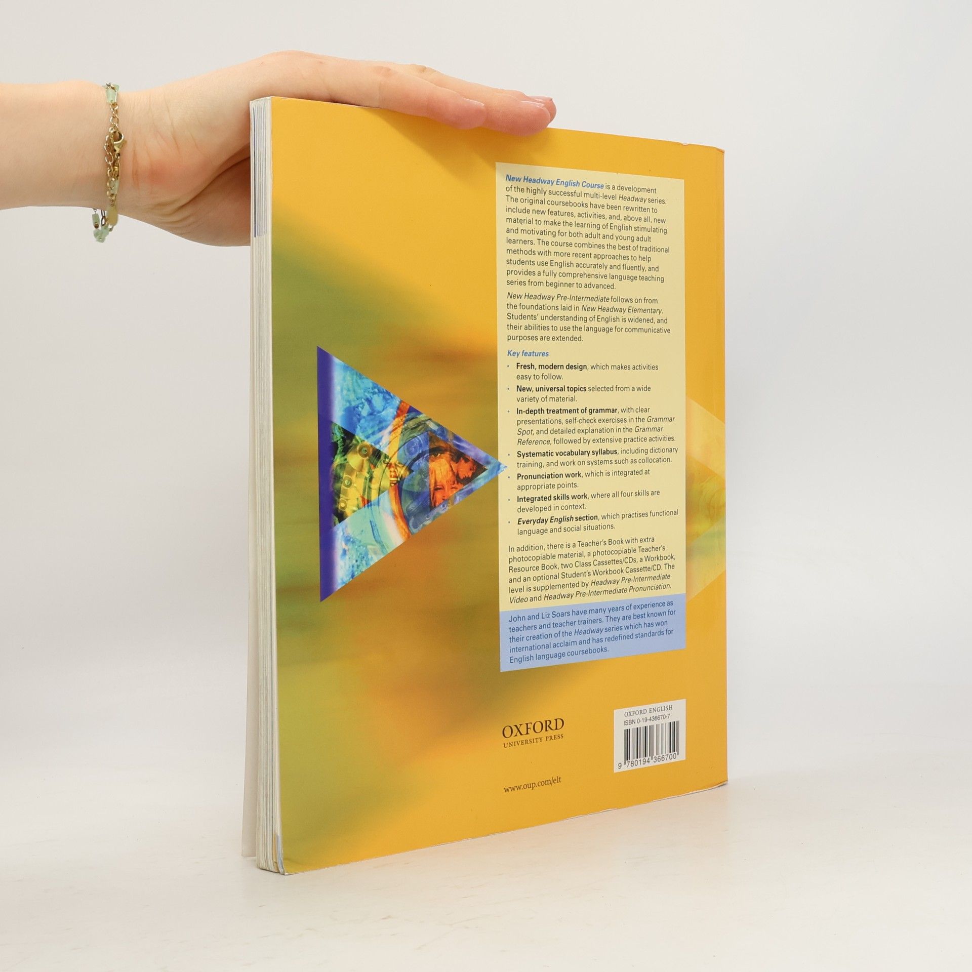 John Soars New Headway English Course. Pre-Intermediate Student's Book