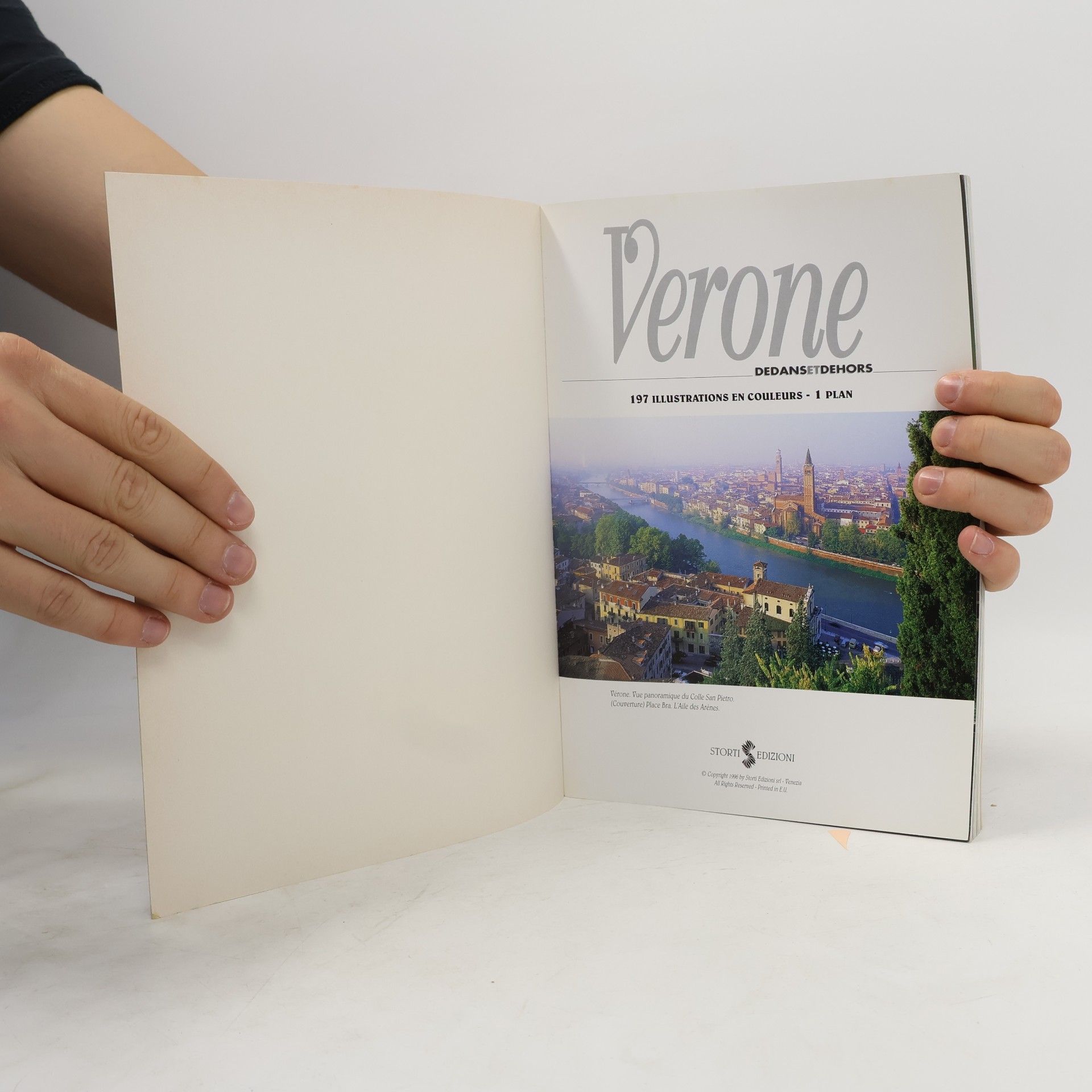 kolektiv Verone Dedans et Dehors