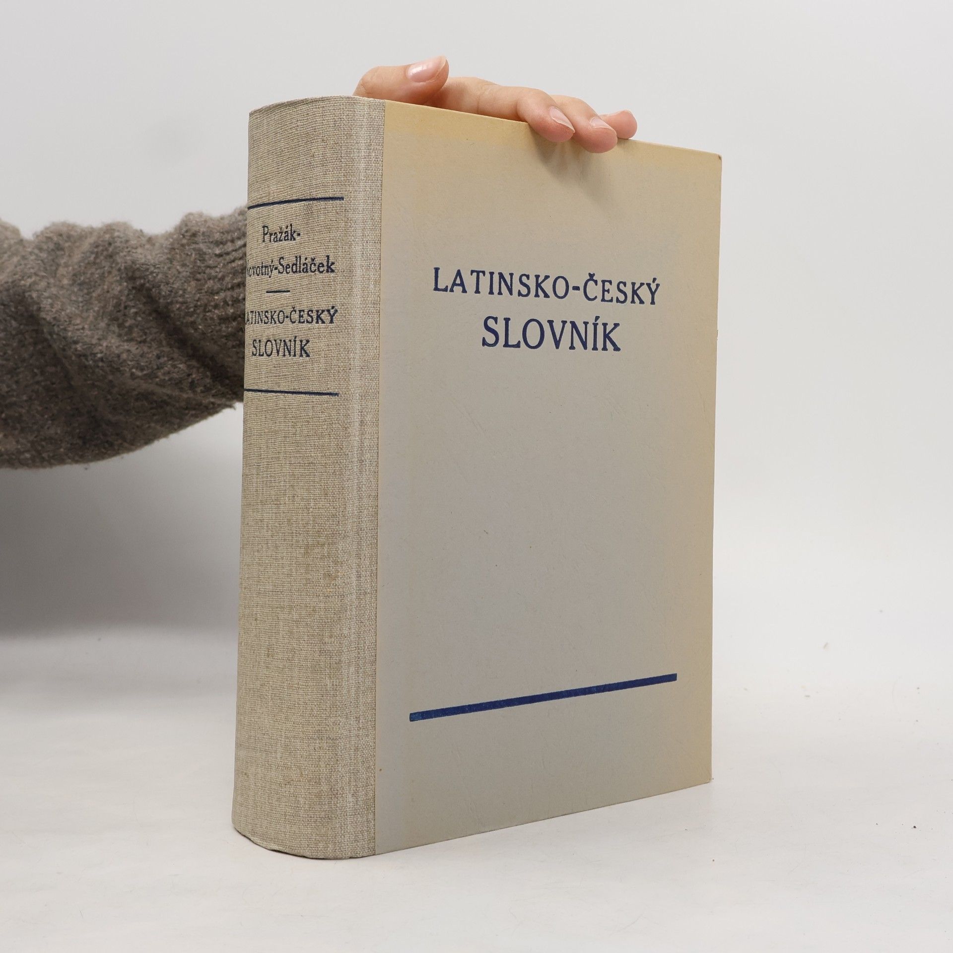 Latinsko-český slovník