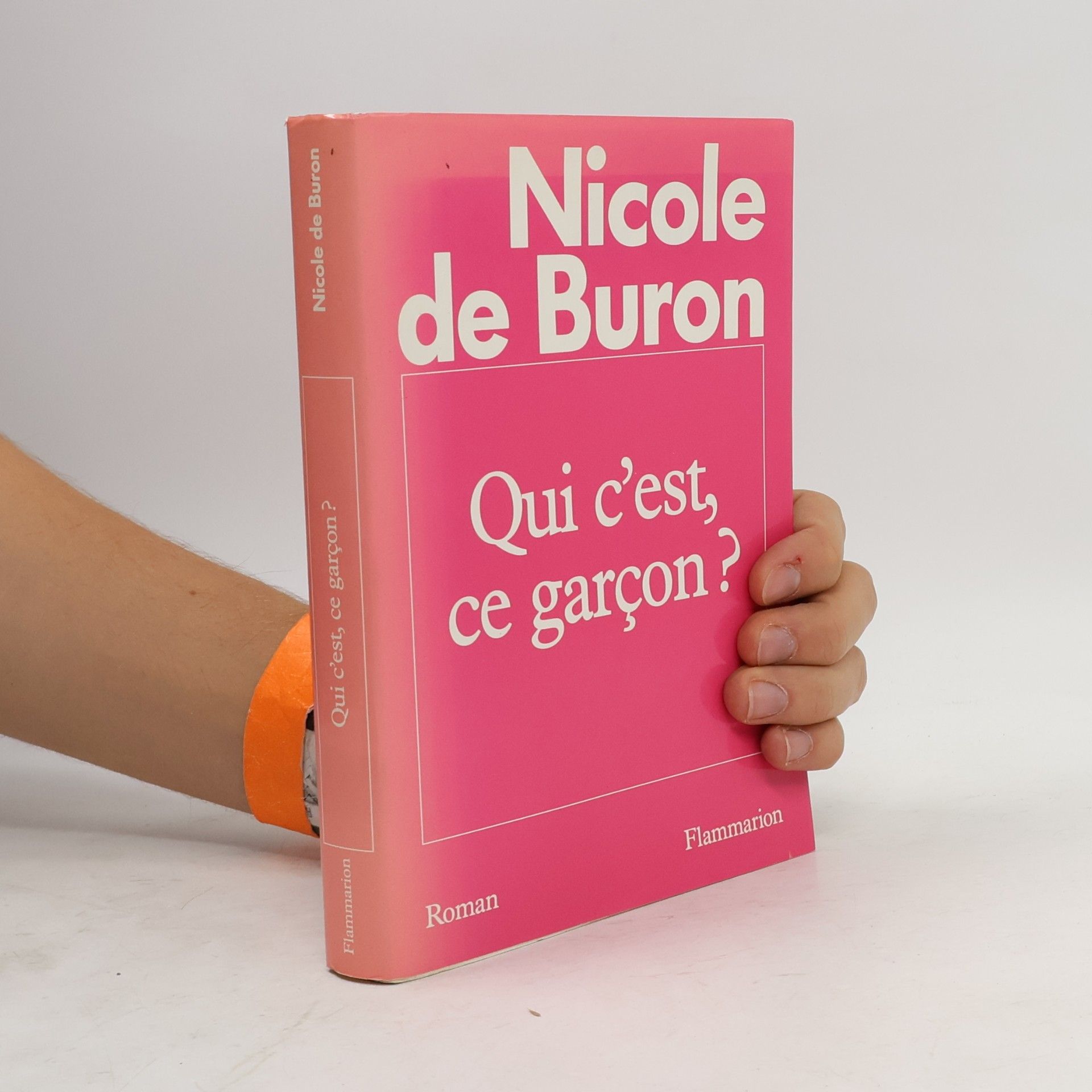 Qui c'est ce garçon?