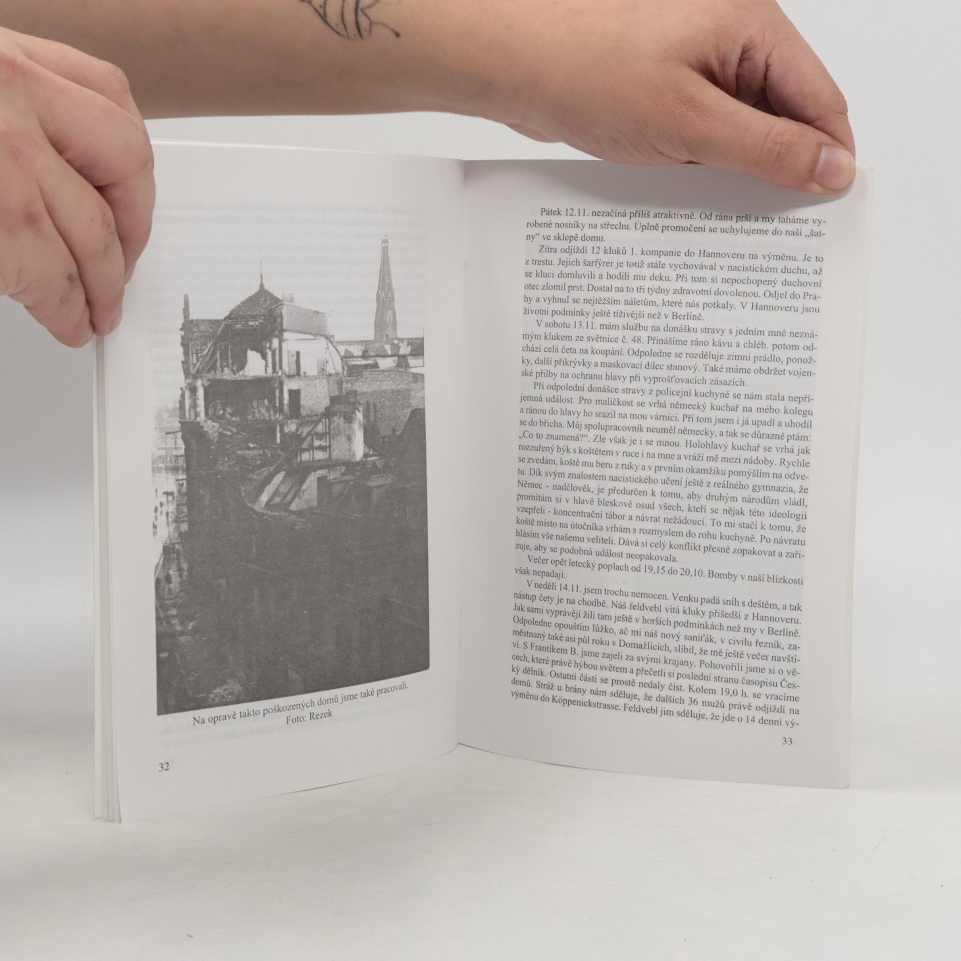 Jan Hiblbauer Berlín 1943 aneb svědectví o zavlečení českých studentů z Pardubic do válečného Německa