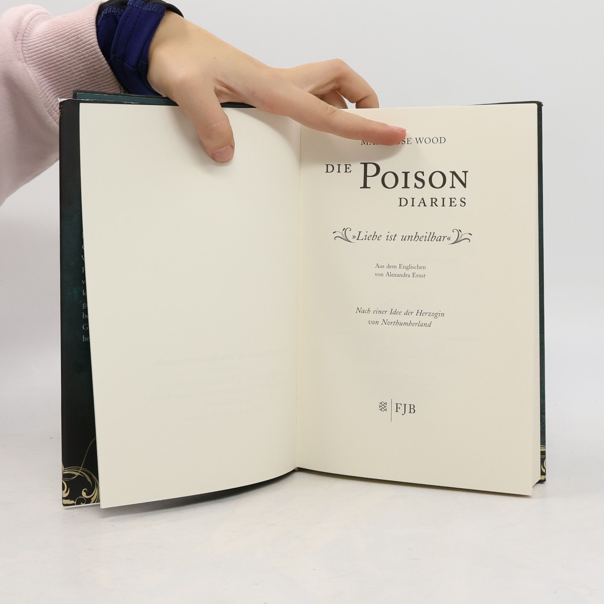 Maryrose Wood Die Poison Diaries