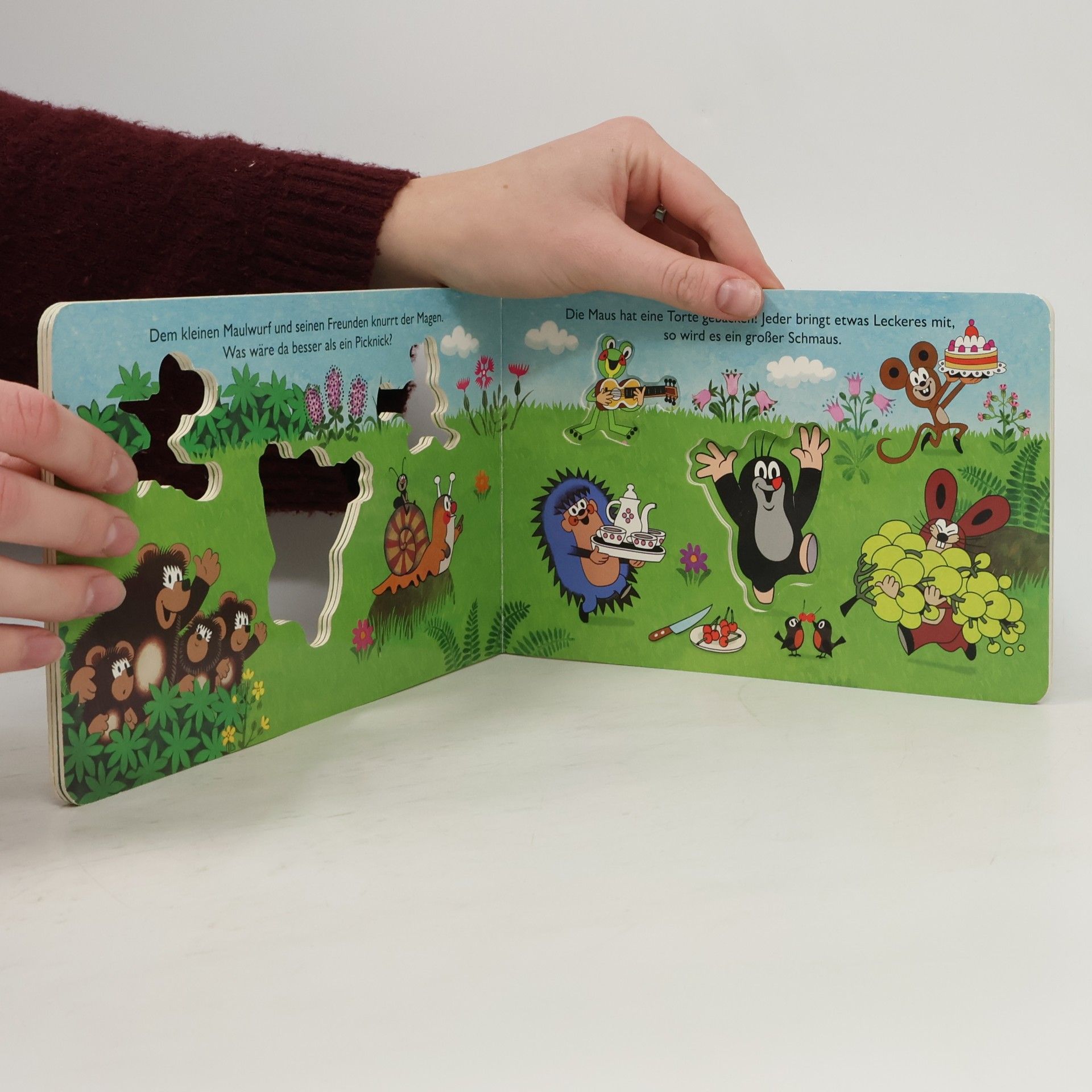 Autorenkollektiv Trötsch Der kleine Maulwurf Mein erstes Gucklochbuch Pappenbuch. Beschäftigungsbuch Spielbuch Entdeckerbuch