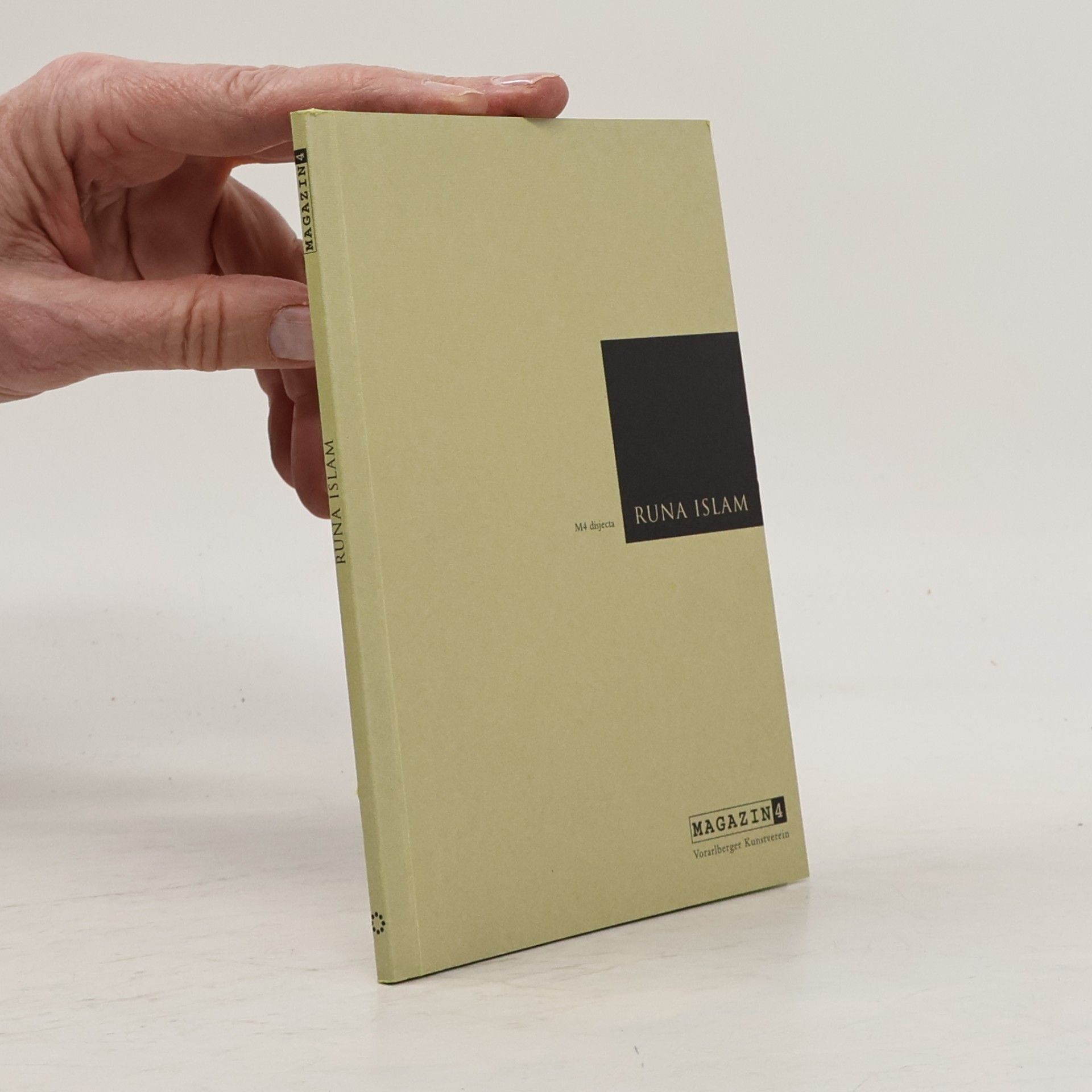 Judith Reichart M4 disjecta: Runa Islam