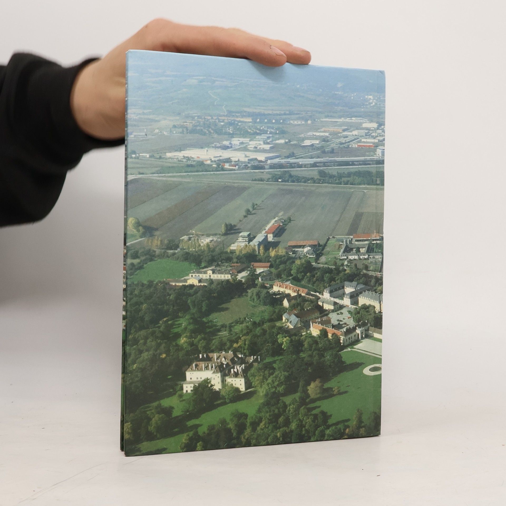 Elisabeth Springer Laxenburg : Chronik, Bilder, Dokumente. Ein Heimatbuch