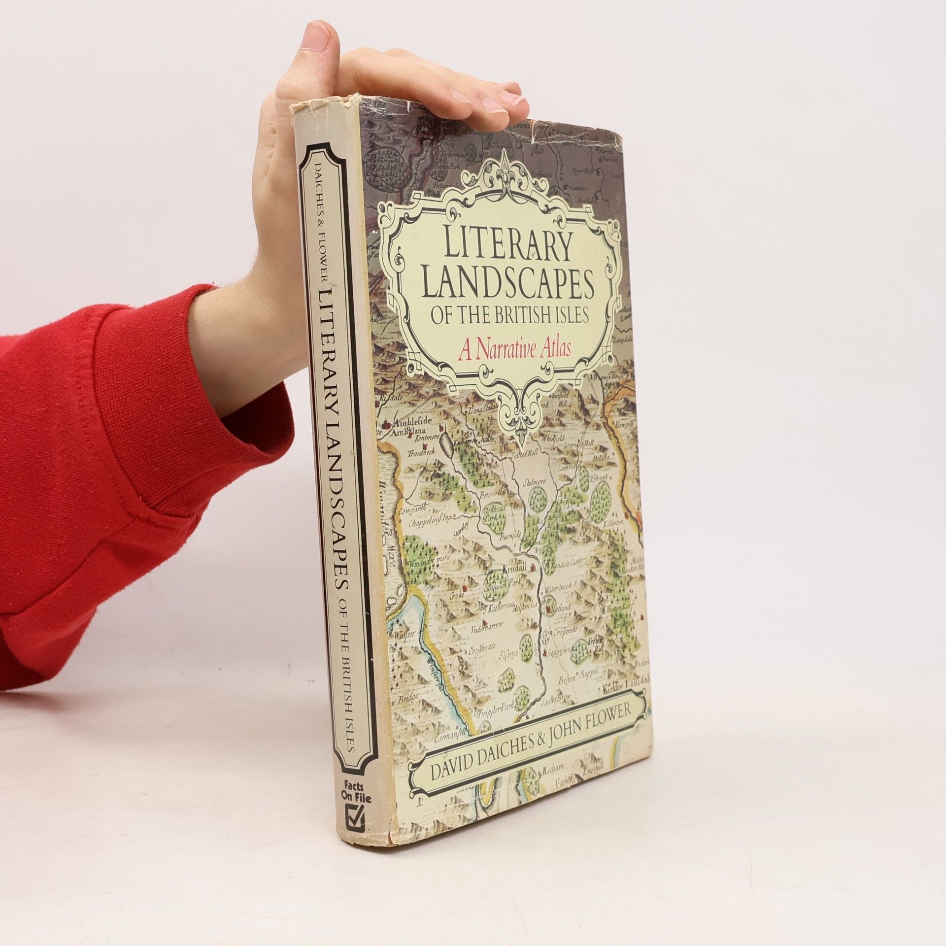 Literary Landscapes of the British Isles Daiches/Flower