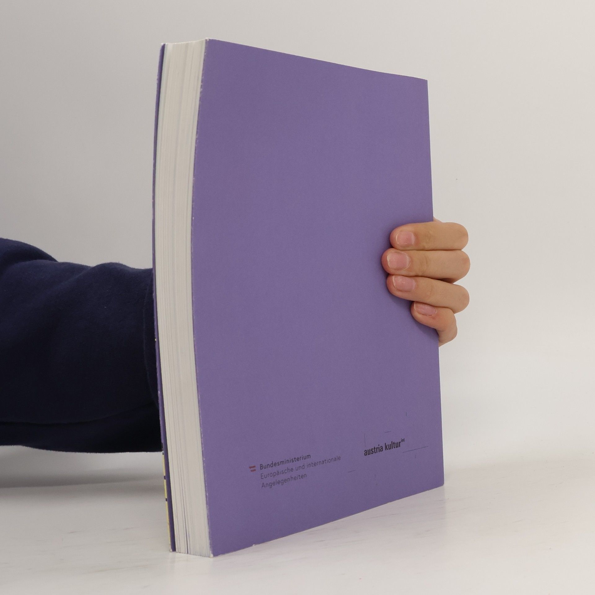 kolektiv Austria Kultur International. Jahrbuch der Österreichischen Auslandskultur 2021