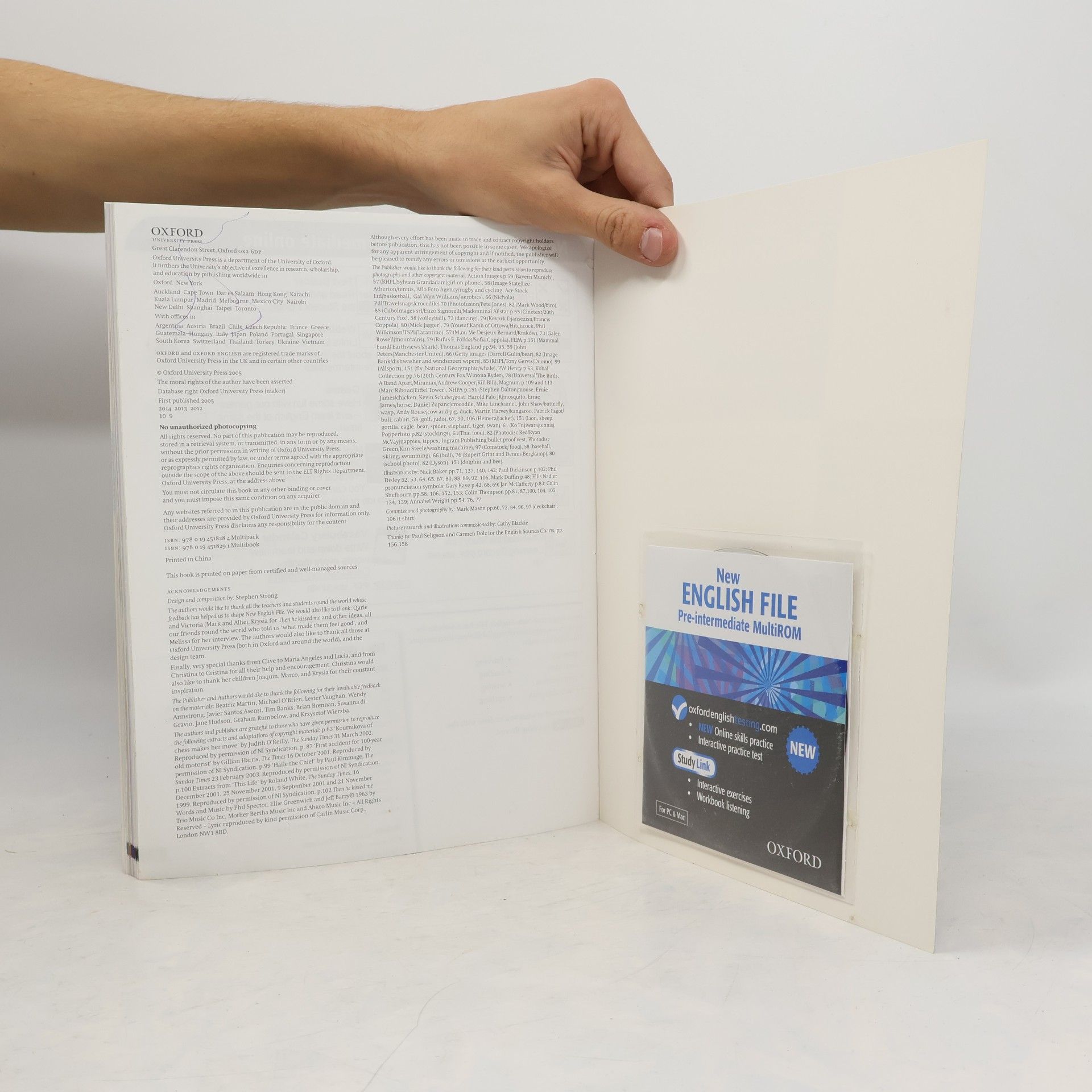 Clive Oxenden New English File. Student Book. Pre-Intermediate MultiPACK B
