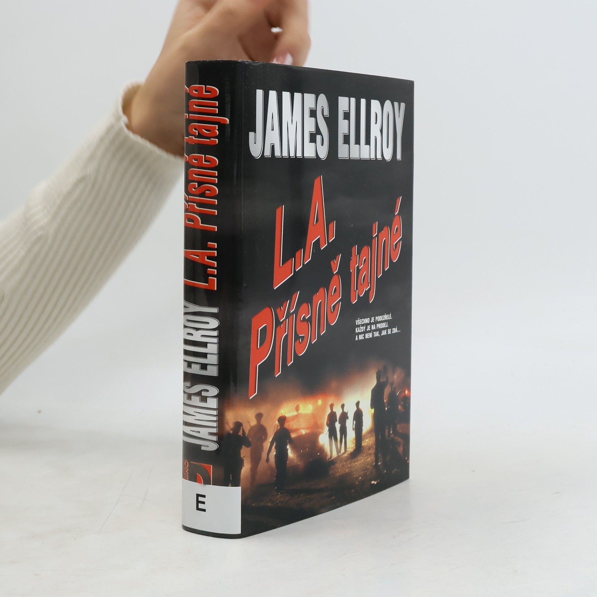 James Elroy L.A. Přísně tajné
