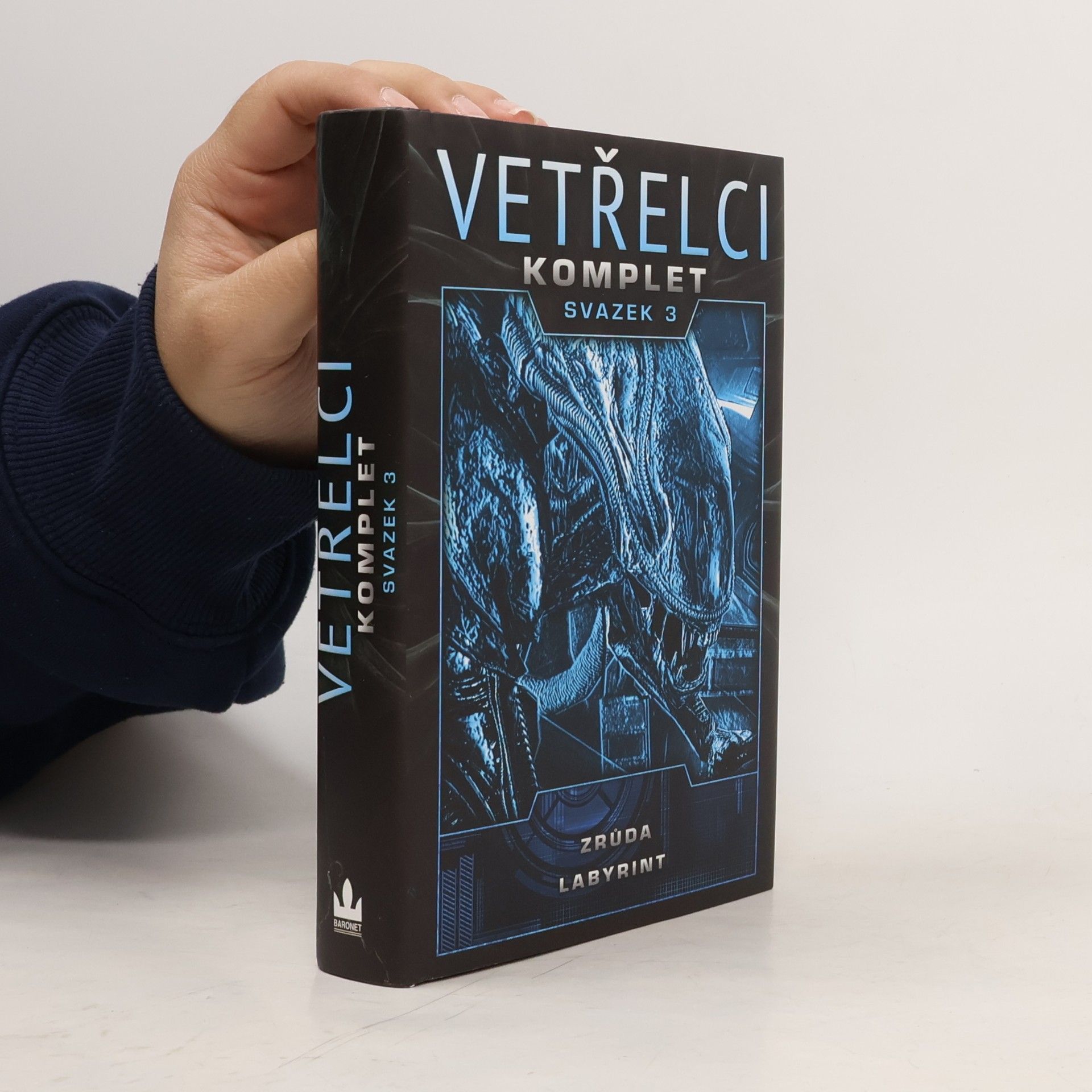 Sandy Schofield Vetřelci : komplet. Svazek 3