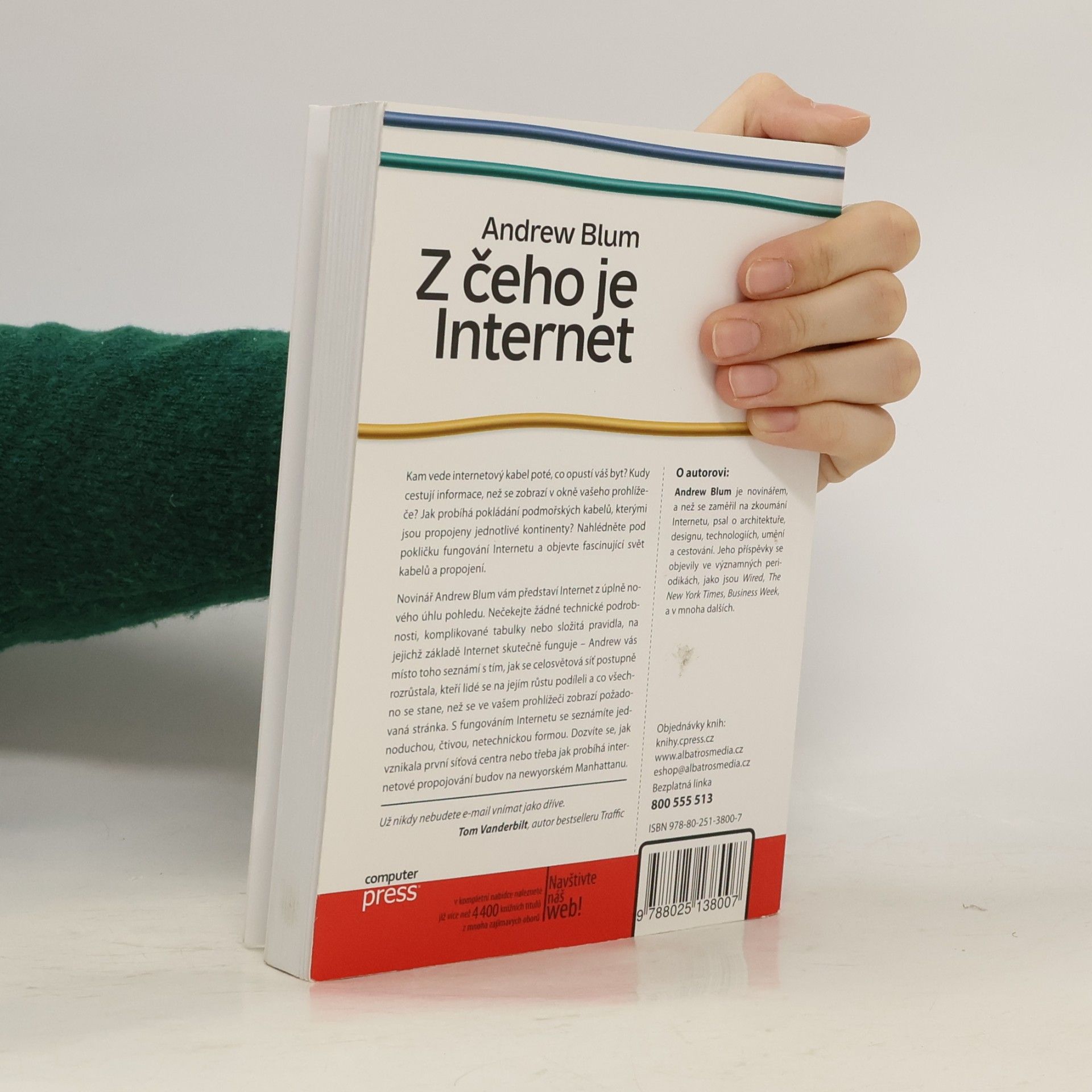 Andrew Blum Z čeho je Internet