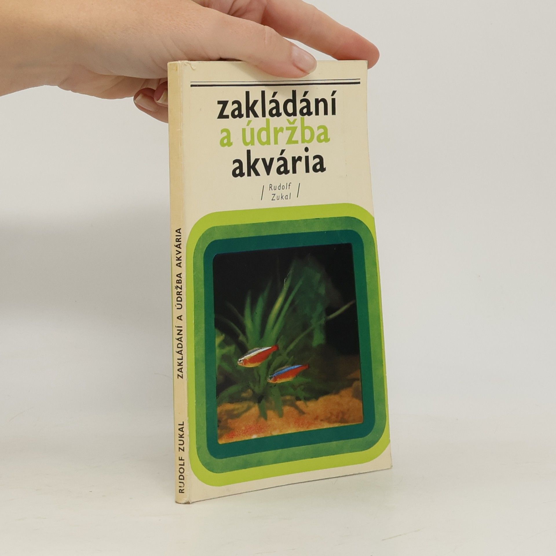 Zakládání a údržba akvária
