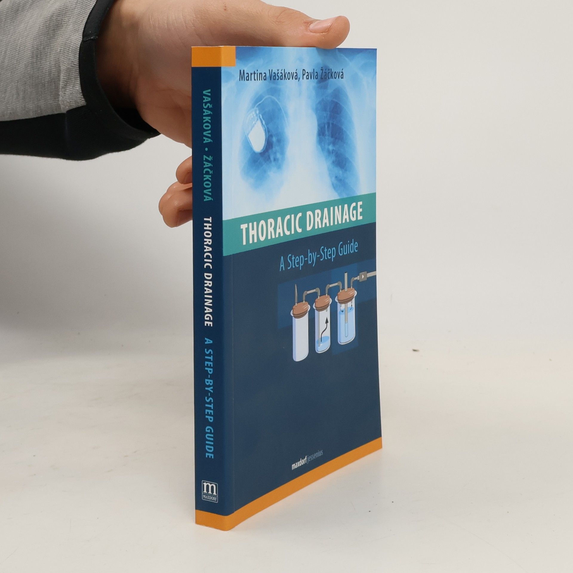 Thoracic Drainage / A Step-by-Step Guide