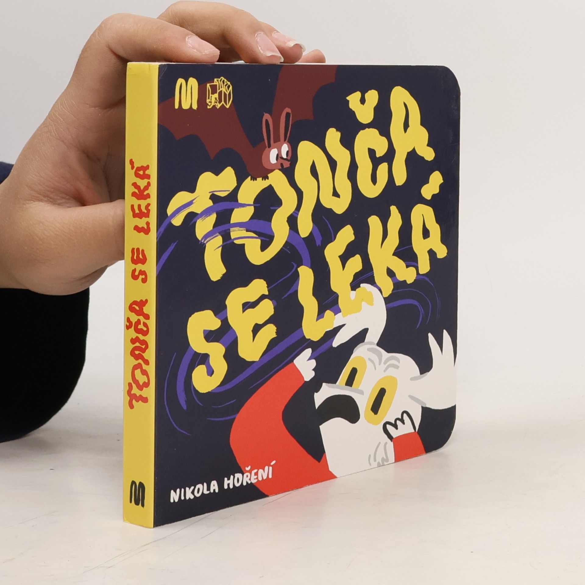 Tonča se leká