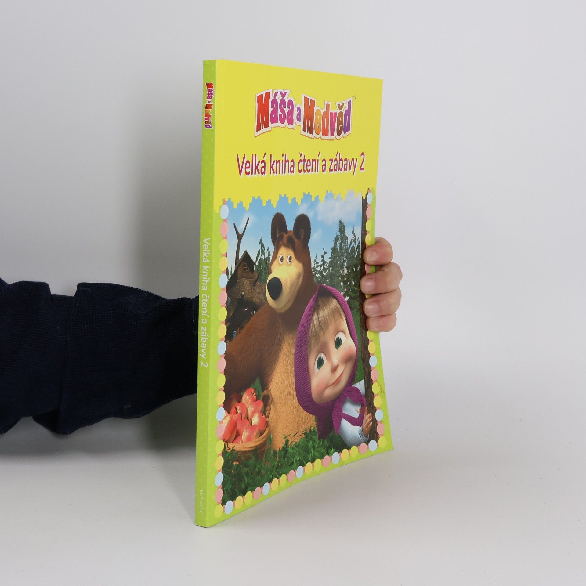 Autorenkollektiv Máša a Medvěd : velká kniha čtení a zábavy. 2