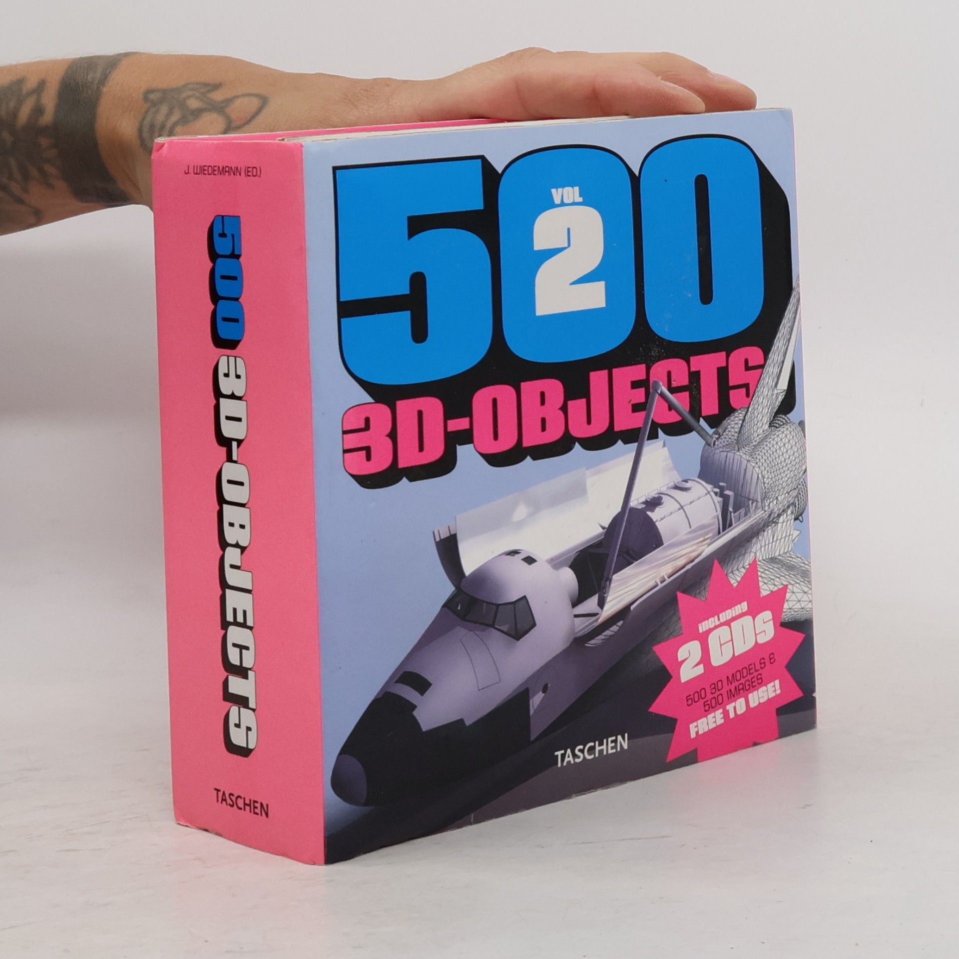 500 3D objects