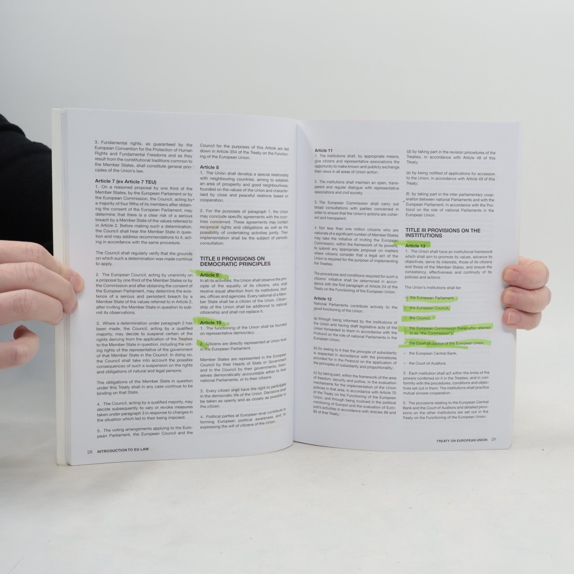 Various authors Introduction to EU Law