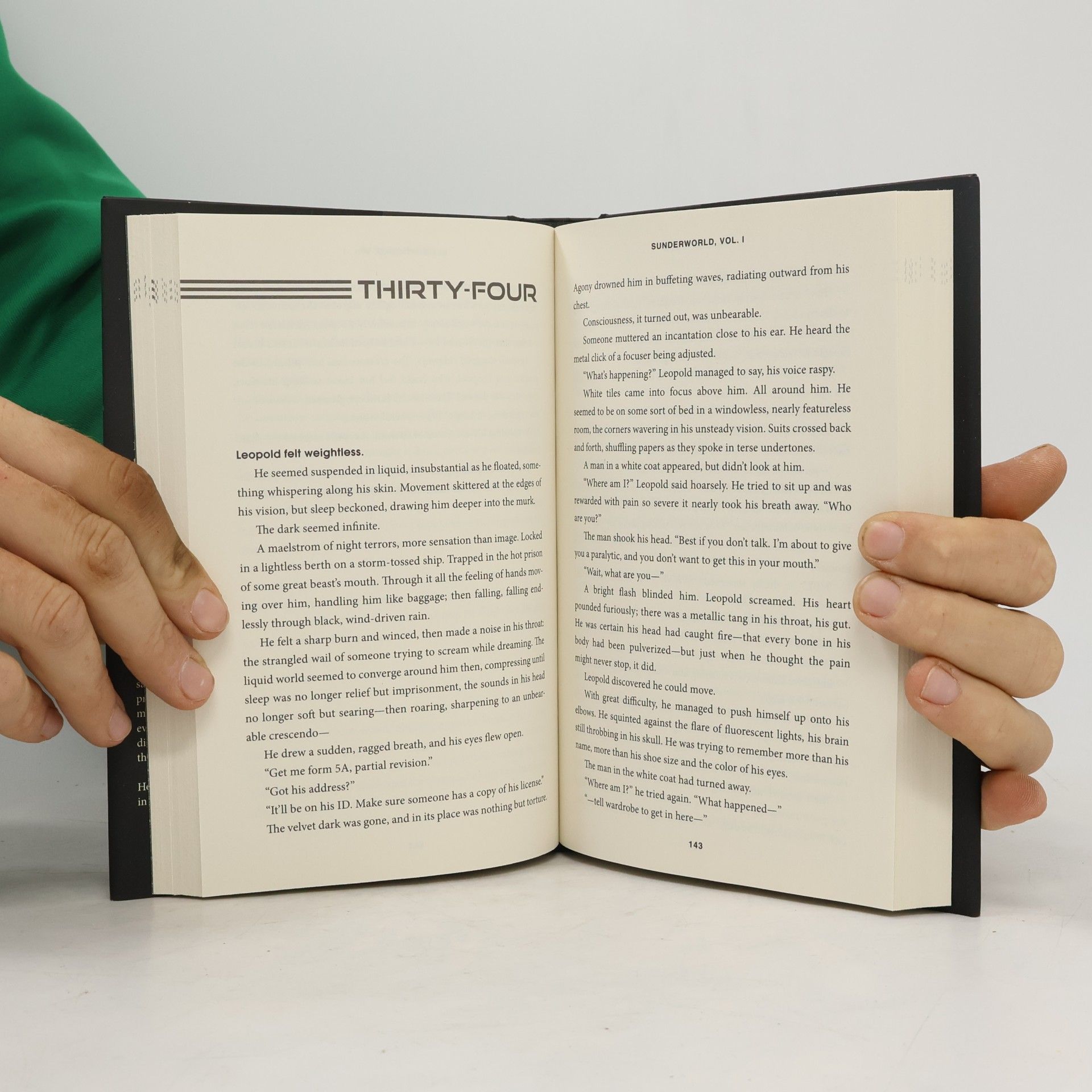 Ransom Riggs Sunderworld, Vol. I: The Extraordinary Disappointments of Leopold Berry