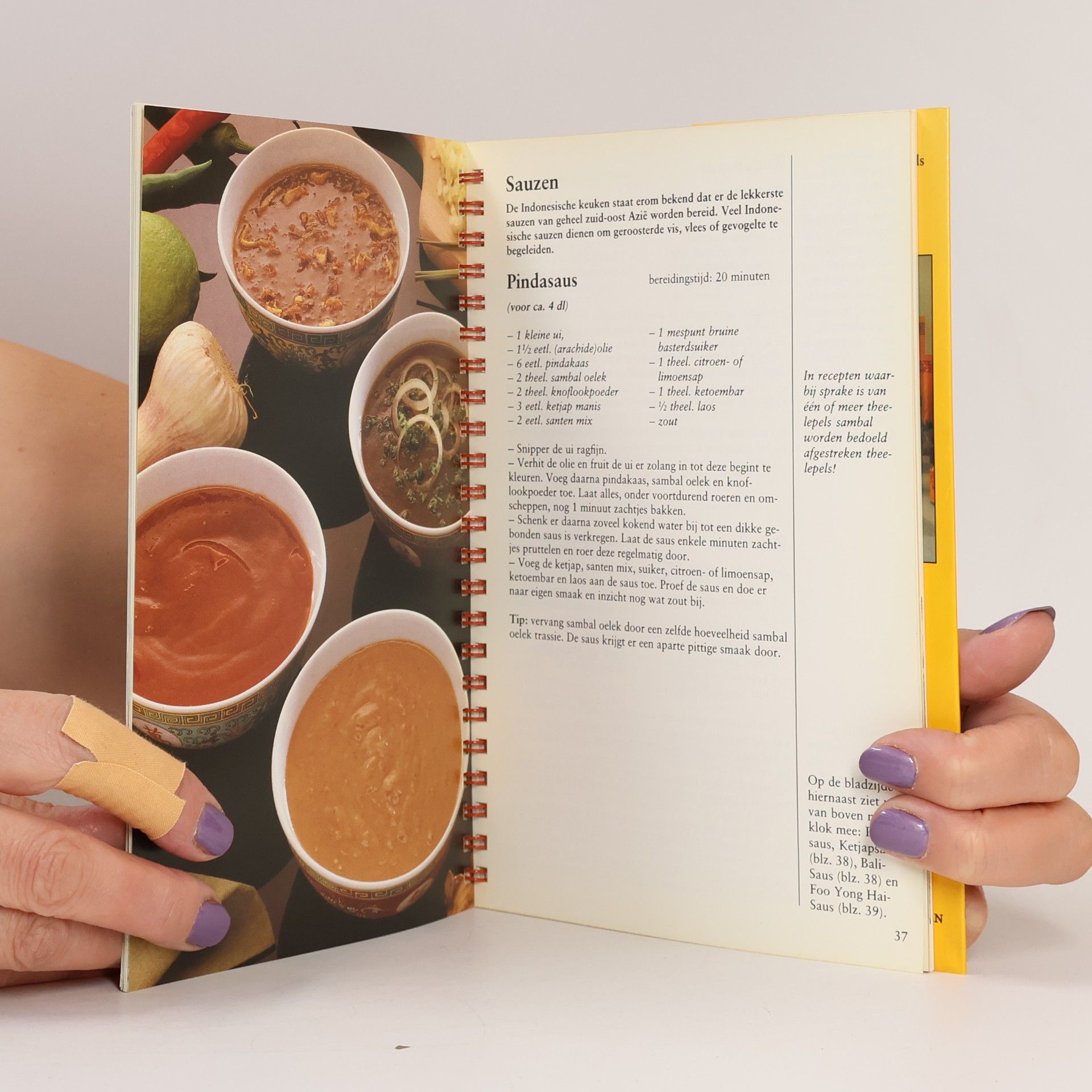 Various authors Met Conimex thuis in de Oosterse keuken