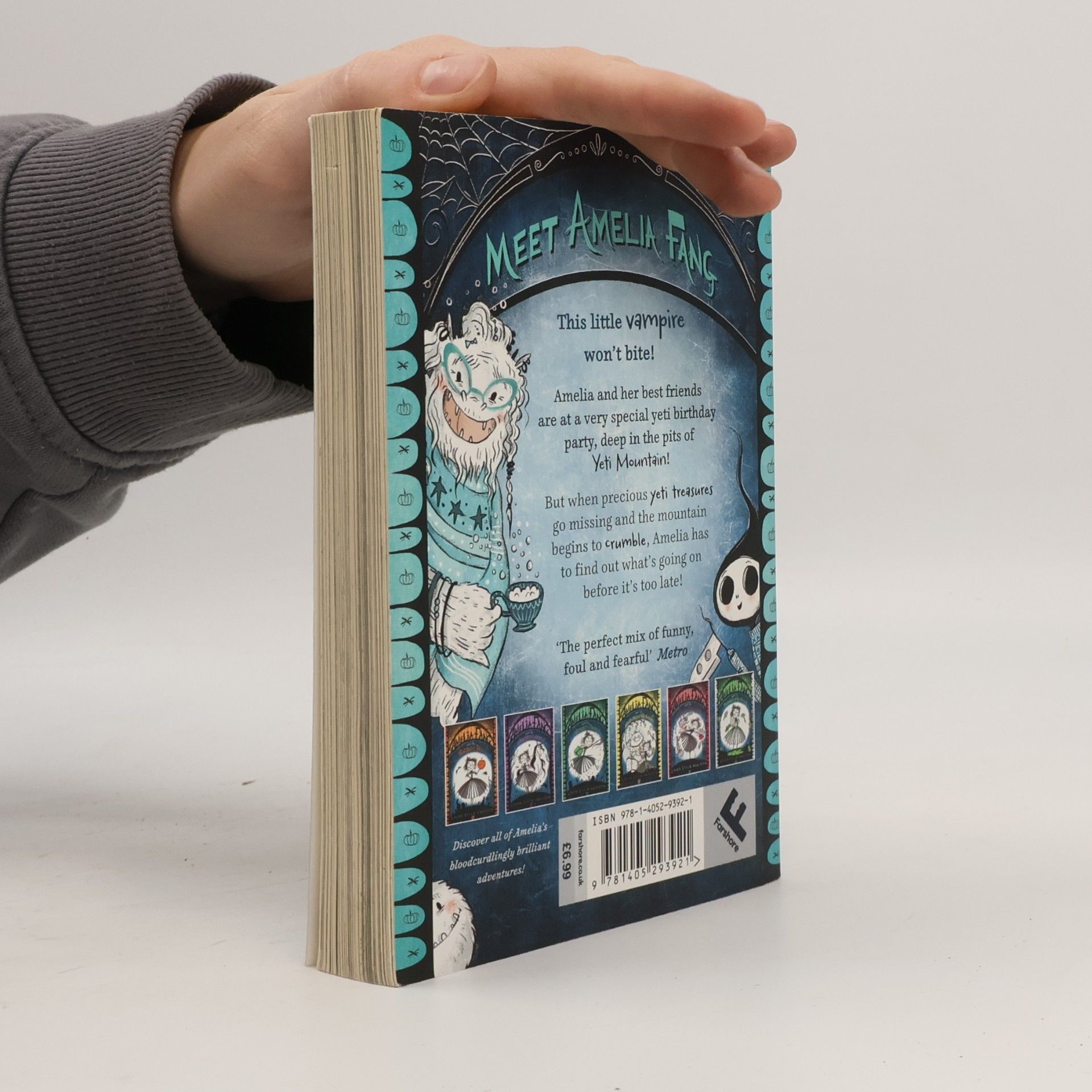 Laura Anderson Amelia Fang and the Lost Yeti Treasures