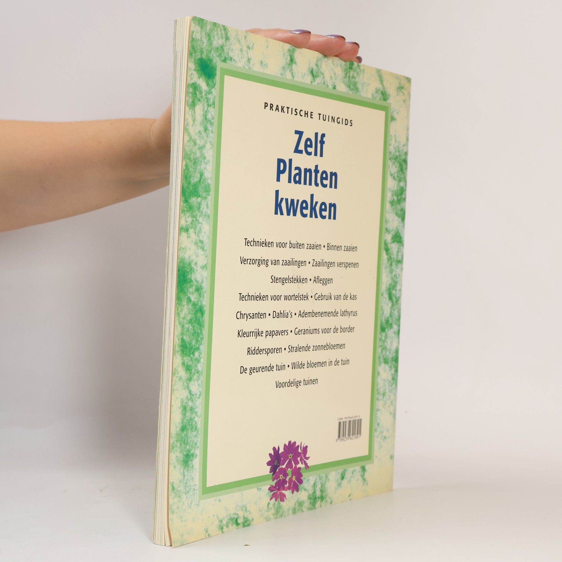 Titia van Schaik Praktische tuingids: Zelf planten kweken