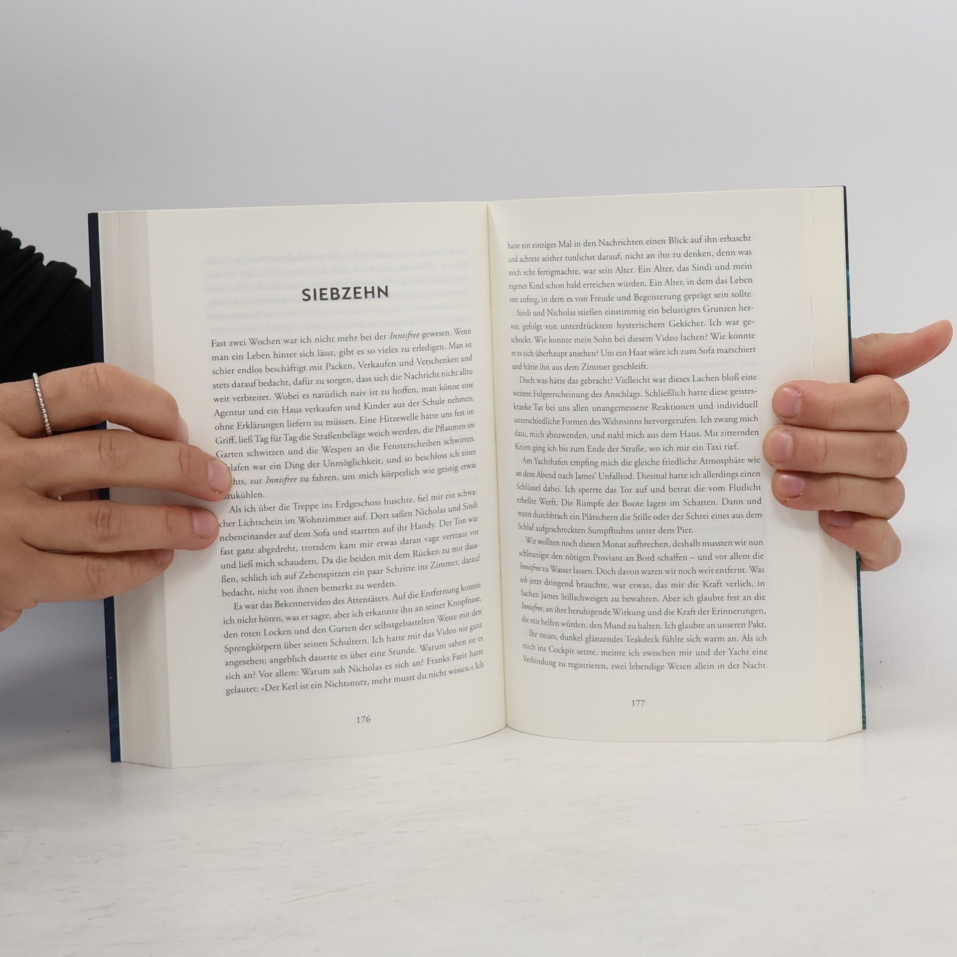 Polly Clark Ocean – Gefangen im Blau