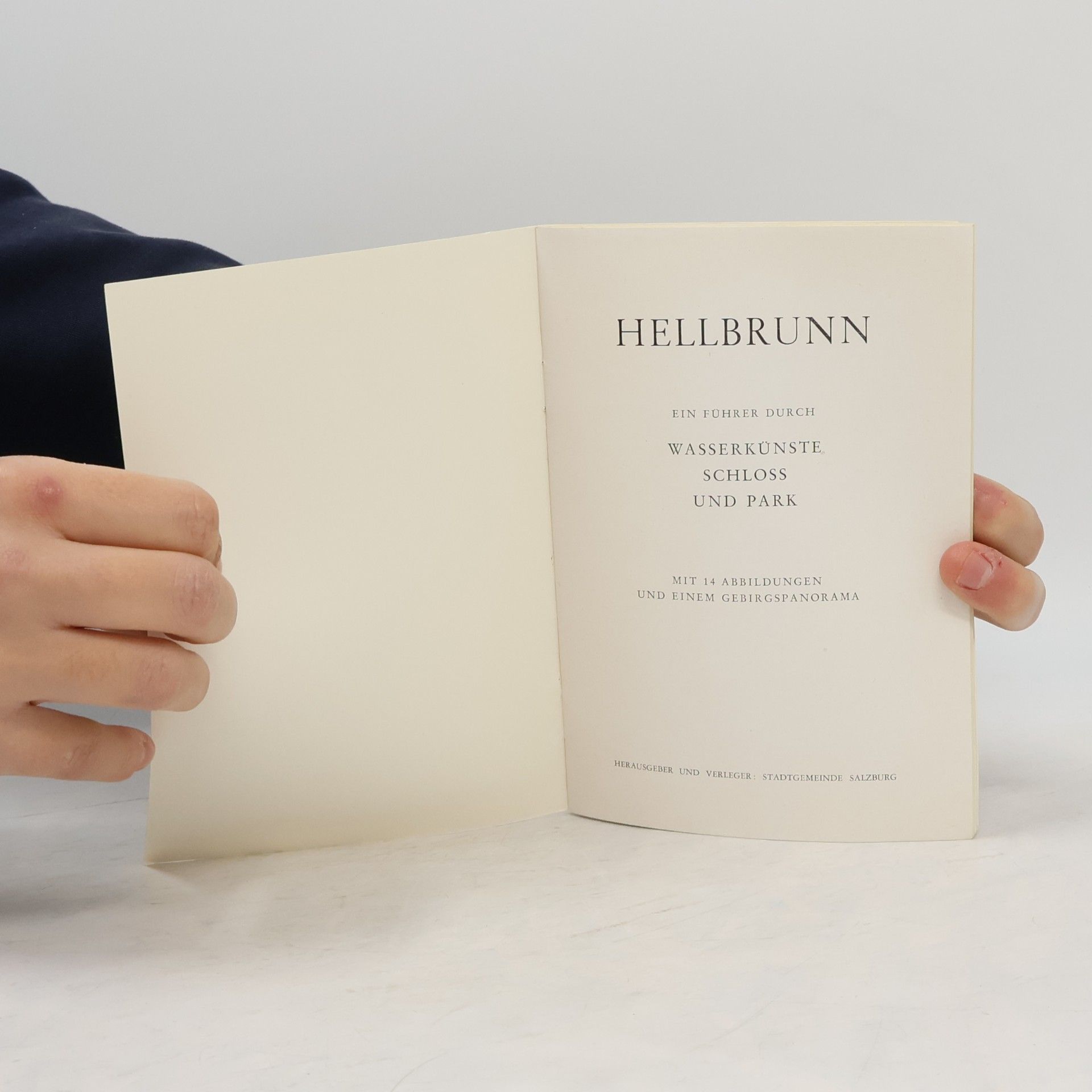 kolektiv Hellbrunn