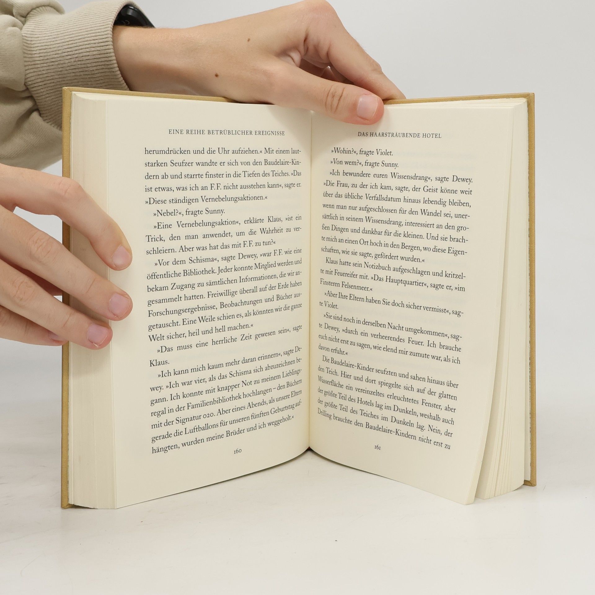 Lemony Snicket Das haarsträubende Hotel. Eine Reihe betrüblicher Ereignisse Band 12