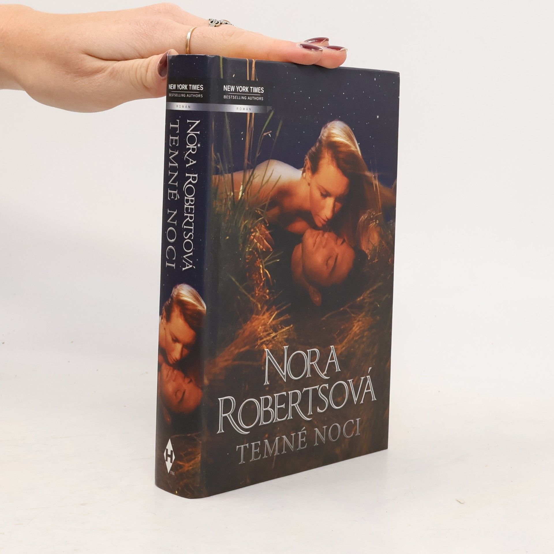 Nora Roberts Temné noci