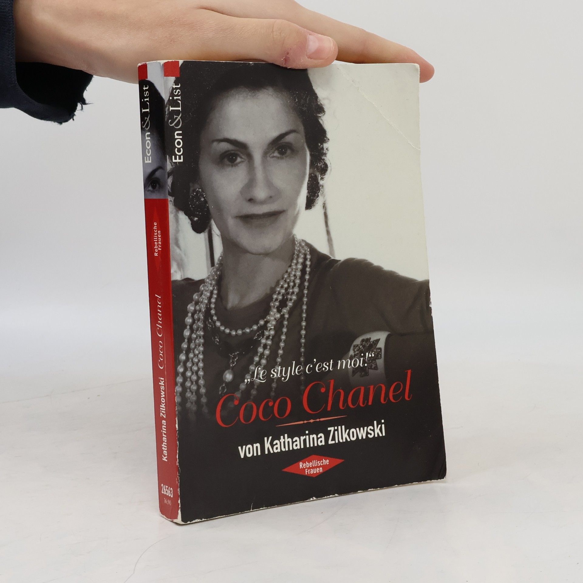 Katharina Zilkowski Coco Chanel