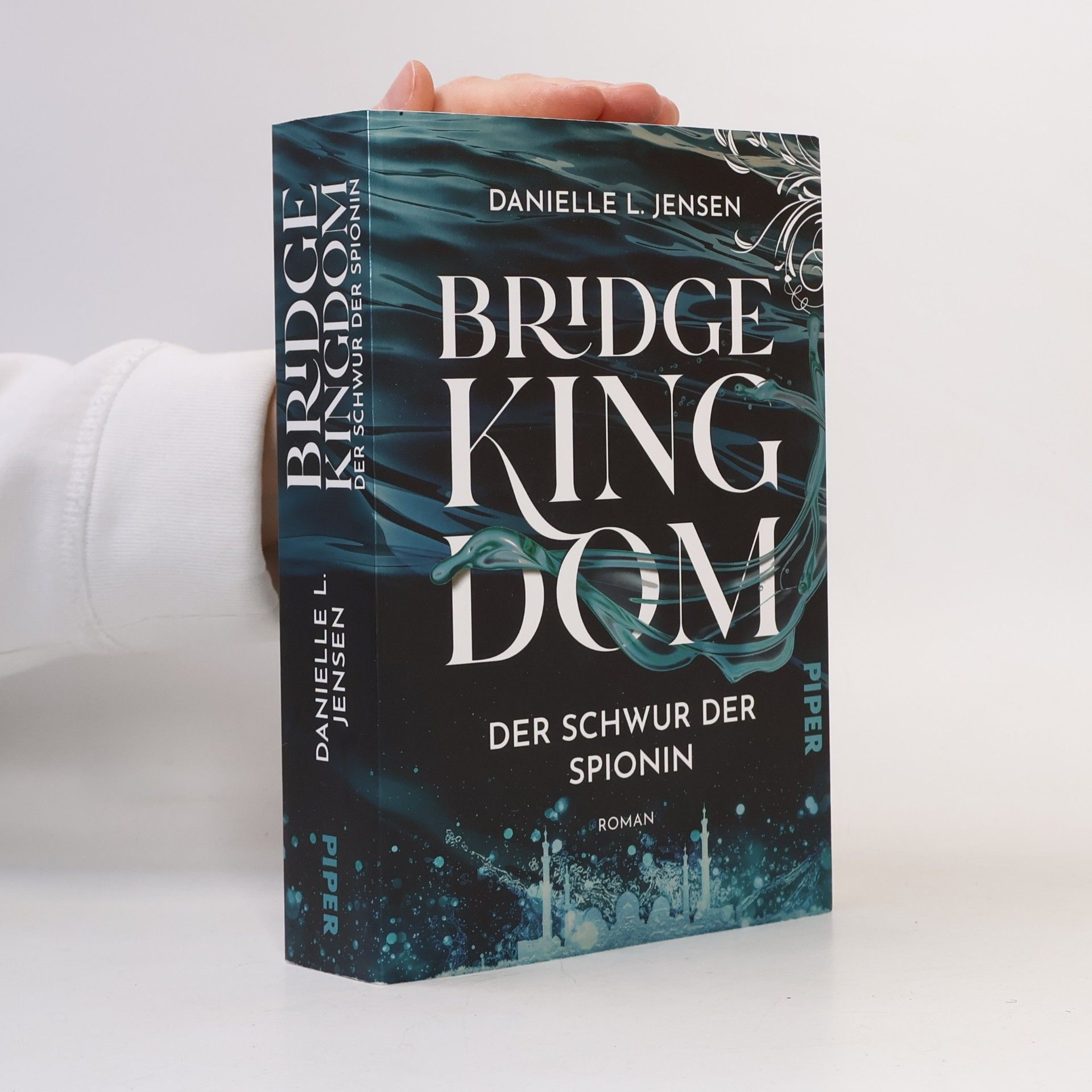 Bridge Kingdom – Der Schwur der Spionin