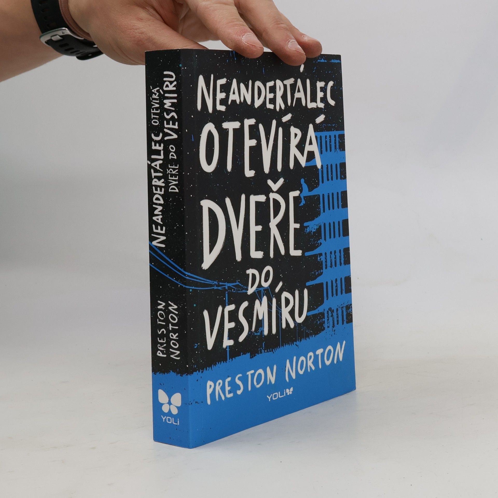 Kateřina Bínová Neandertálec otevírá dveře do vesmíru