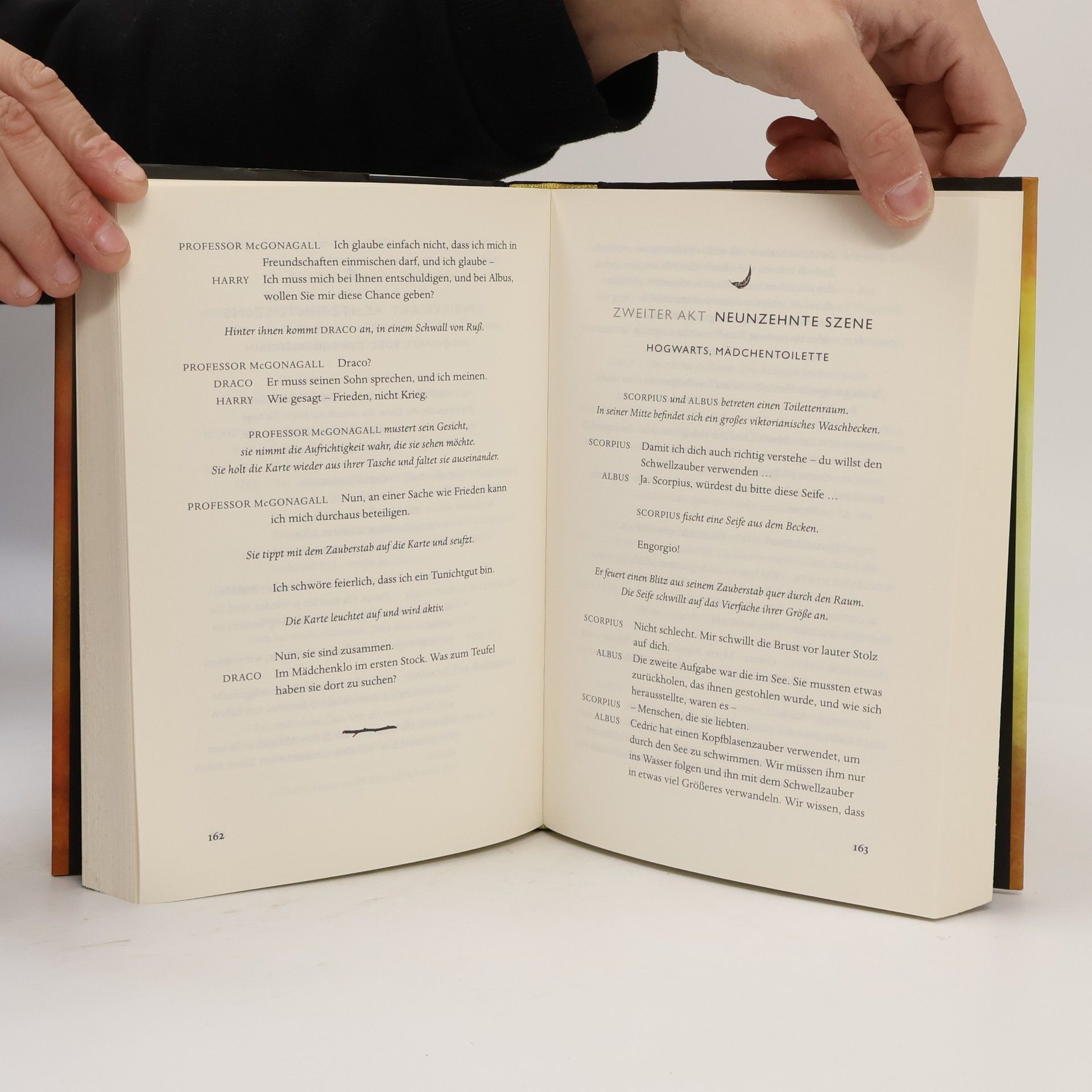 J. K. Rowling Harry Potter und das verwunschene Kind: Teil eins und zwei