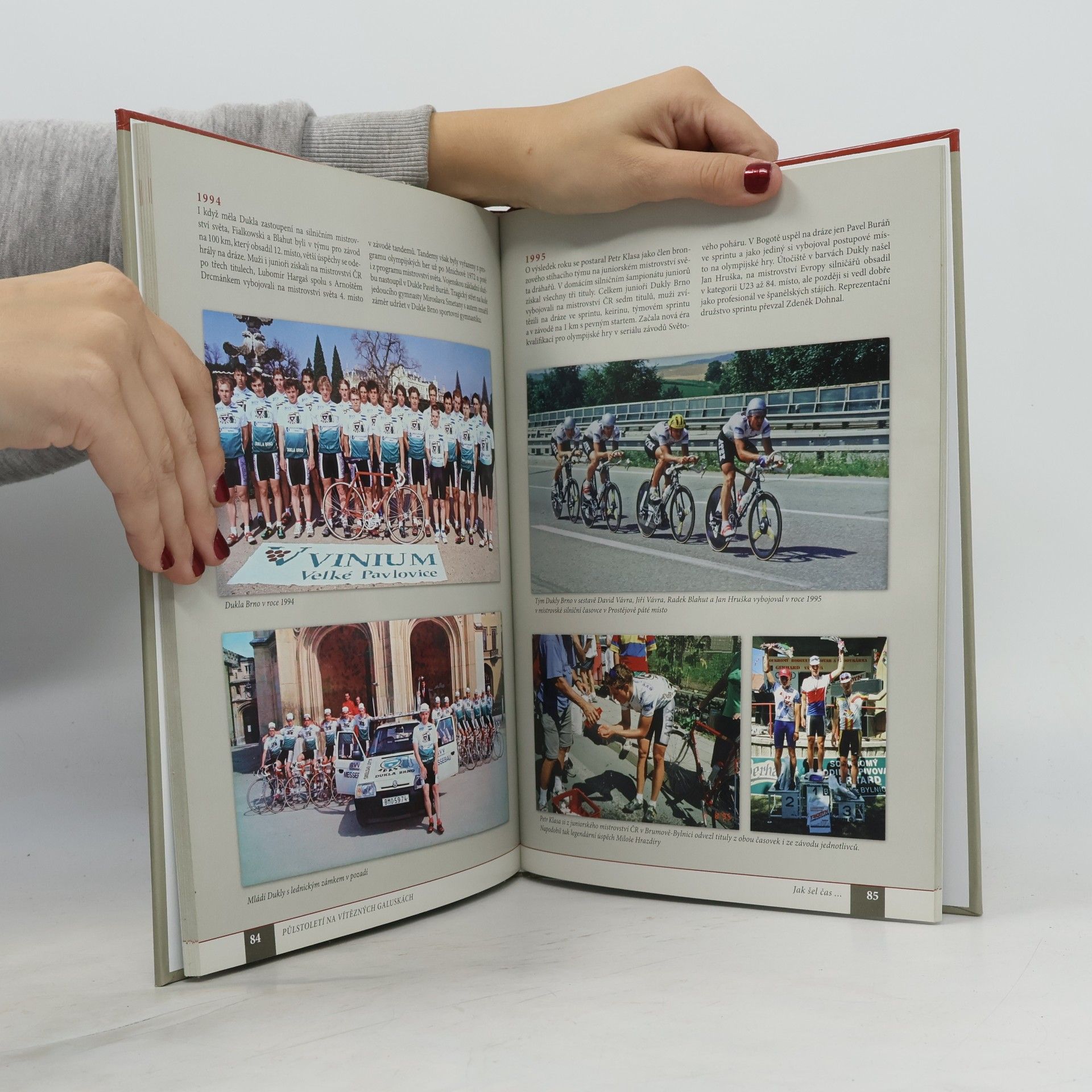 Autorenkollektiv Půlstoletí na vítězných galuskách