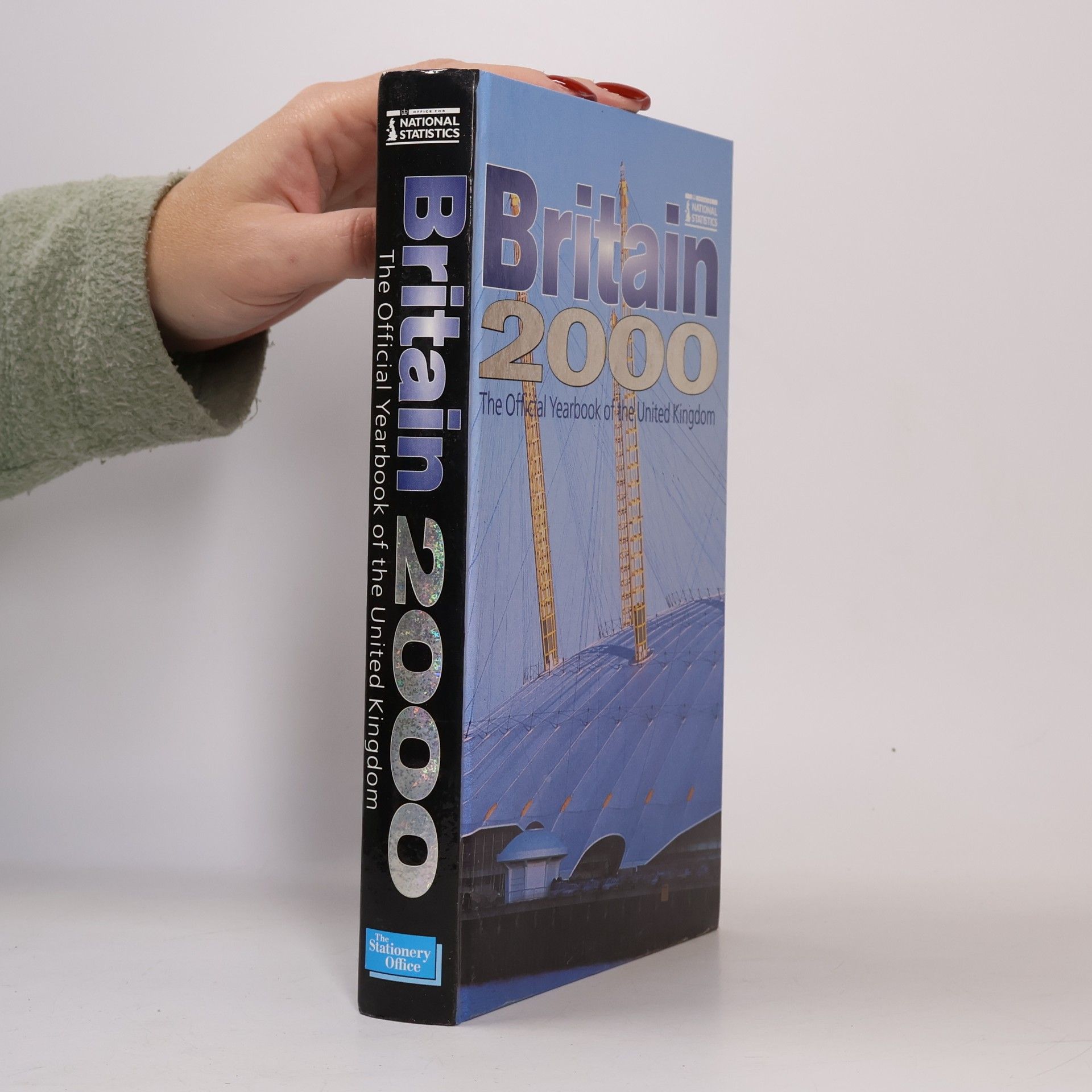 Britain 2000 The Official Yearbook of the United Kingdom