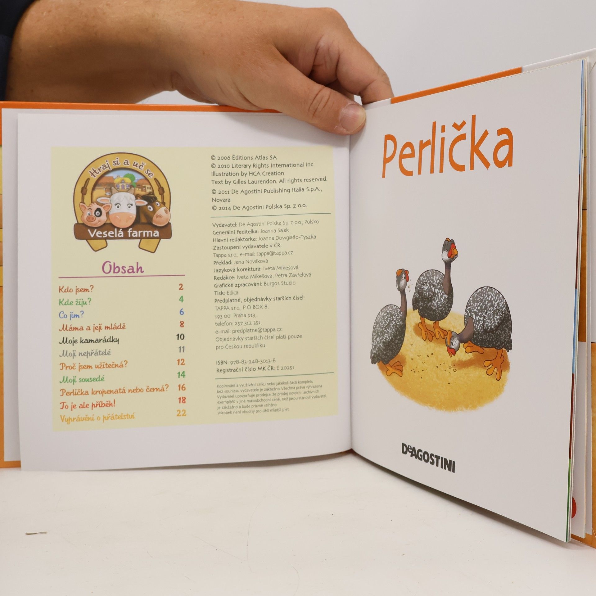 Amelia Bruni Na dvorku 55. Perlička