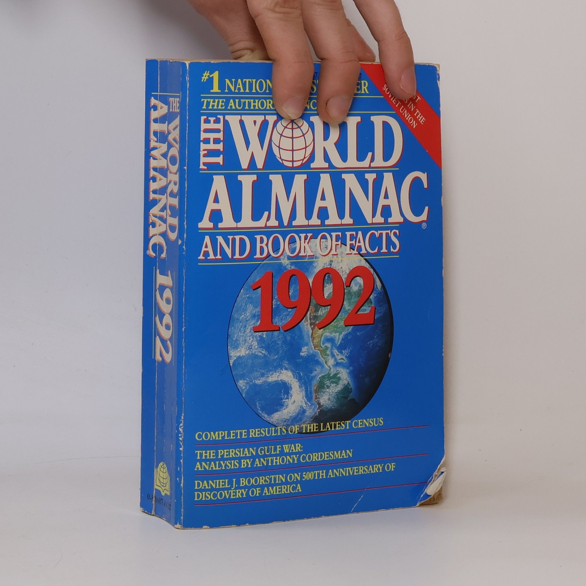 Mark S. Hoffman The World Almanac and Book of Facts, 1992