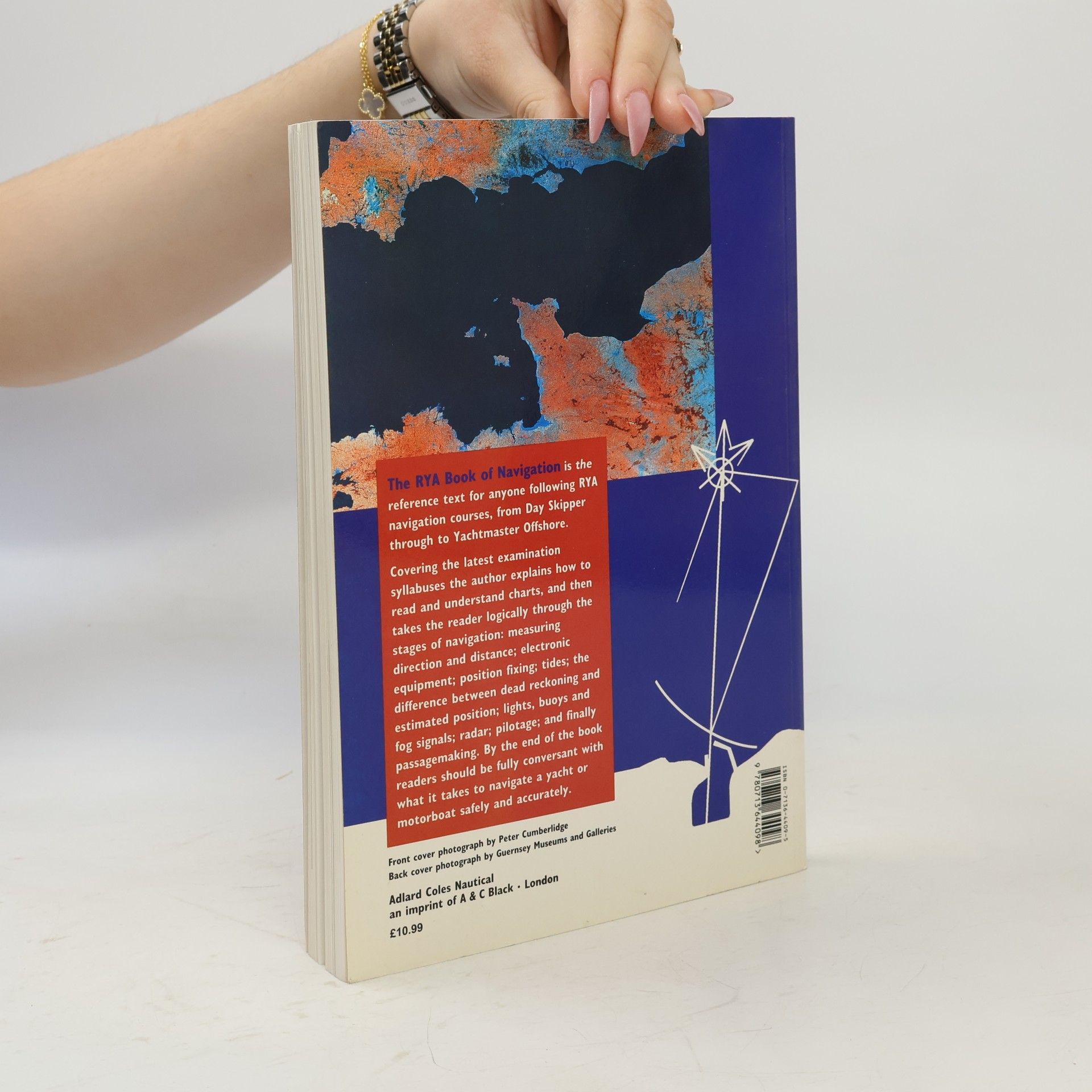 Tim Bartlett The RYA Book of Navigation