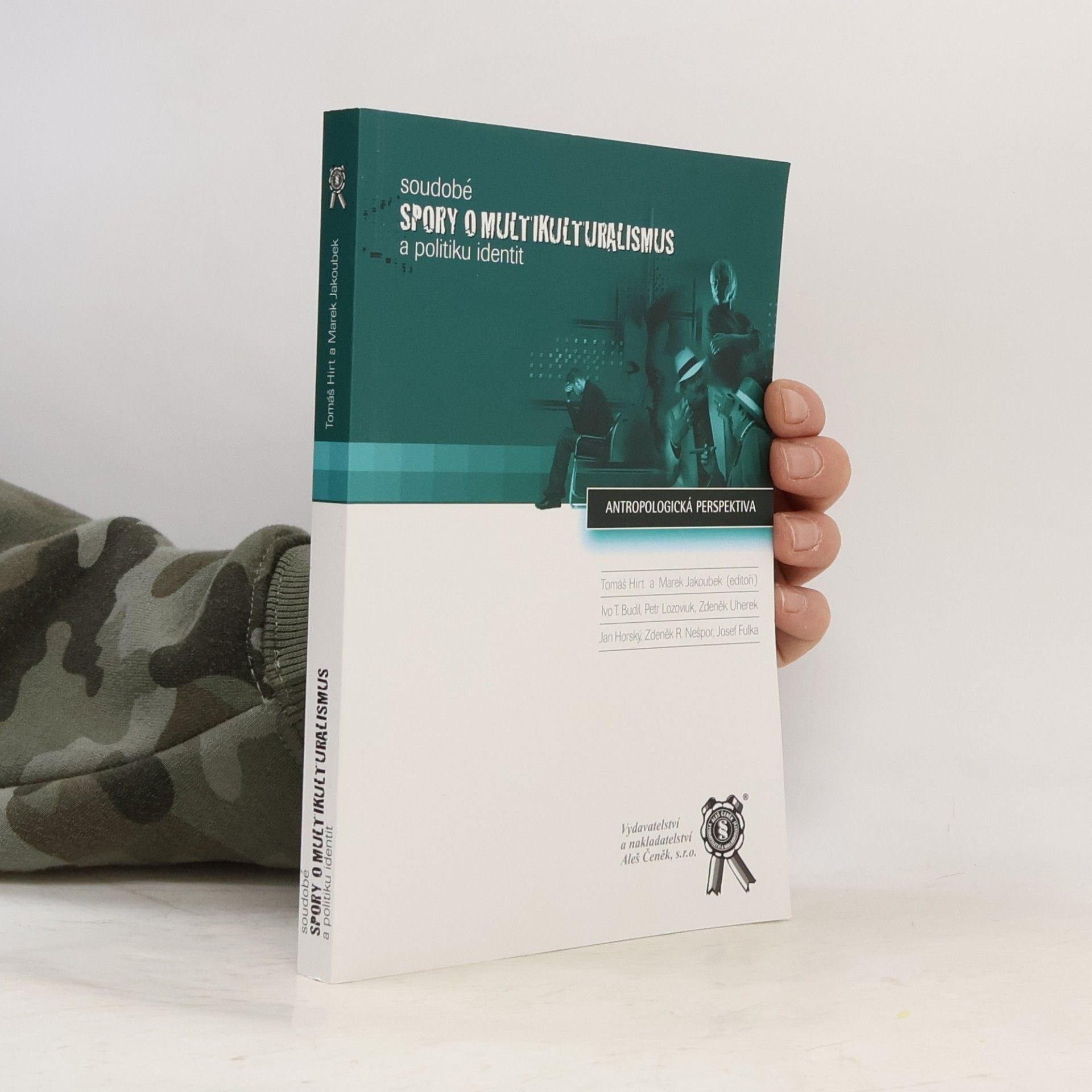 Soudobé spory o multikulturalismus a politiku identit