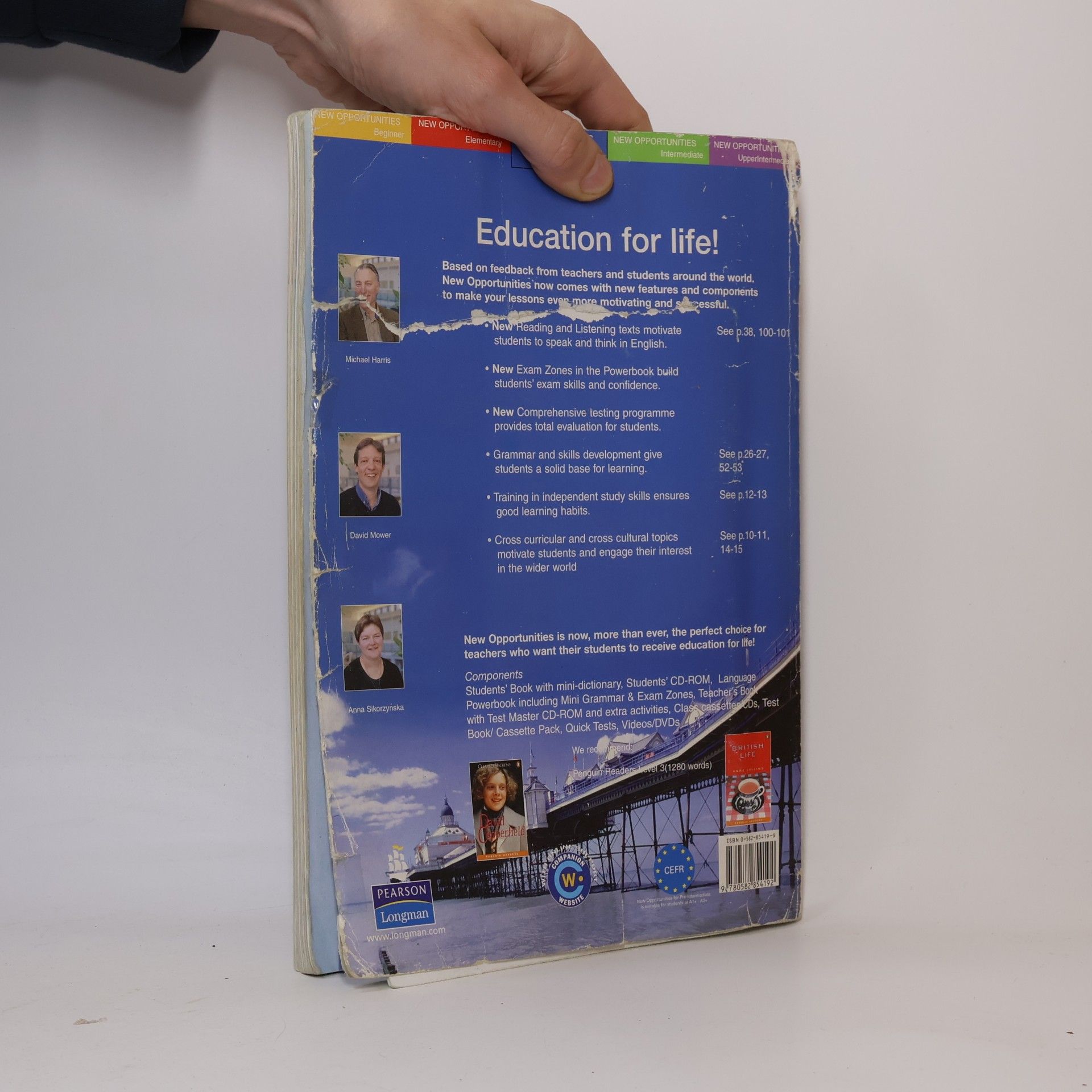 Michael Harris New Opportunities: Pre-intermediate Student's Book