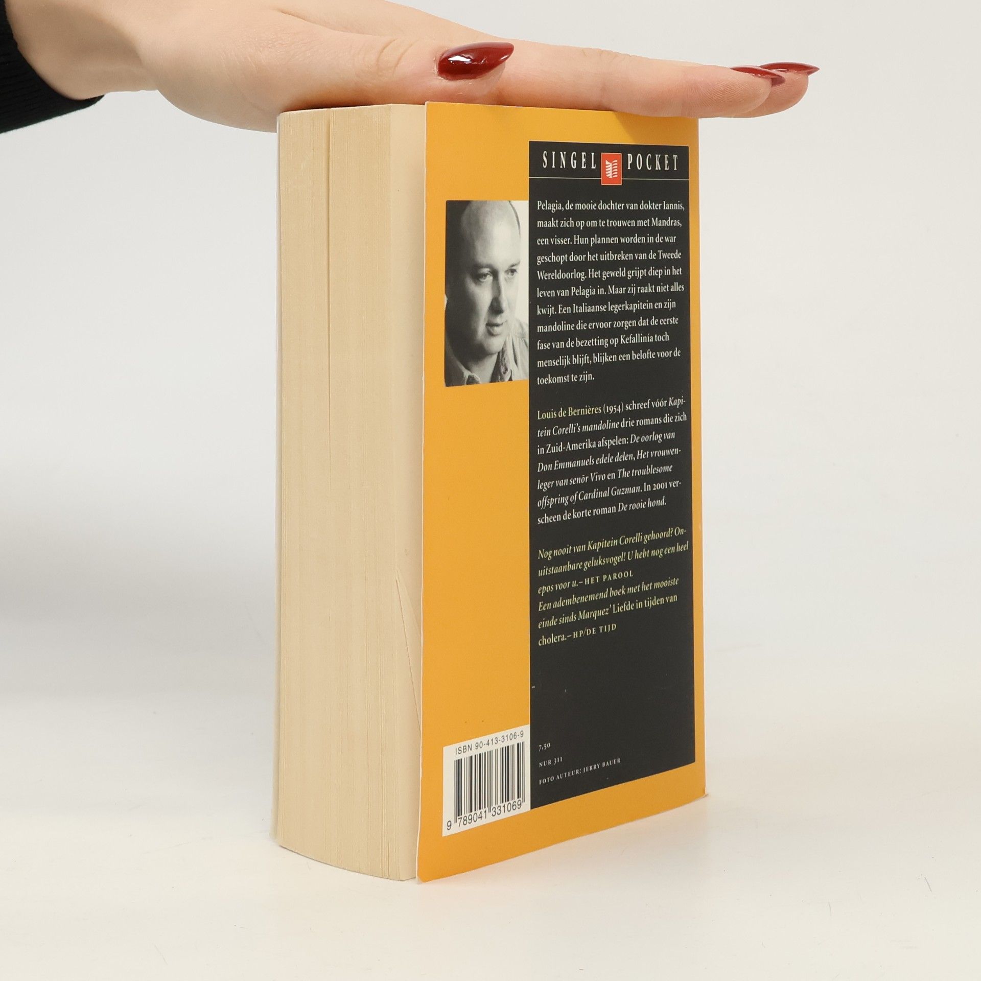 Louis de Bernieres Kapitein Corelli's mandoline